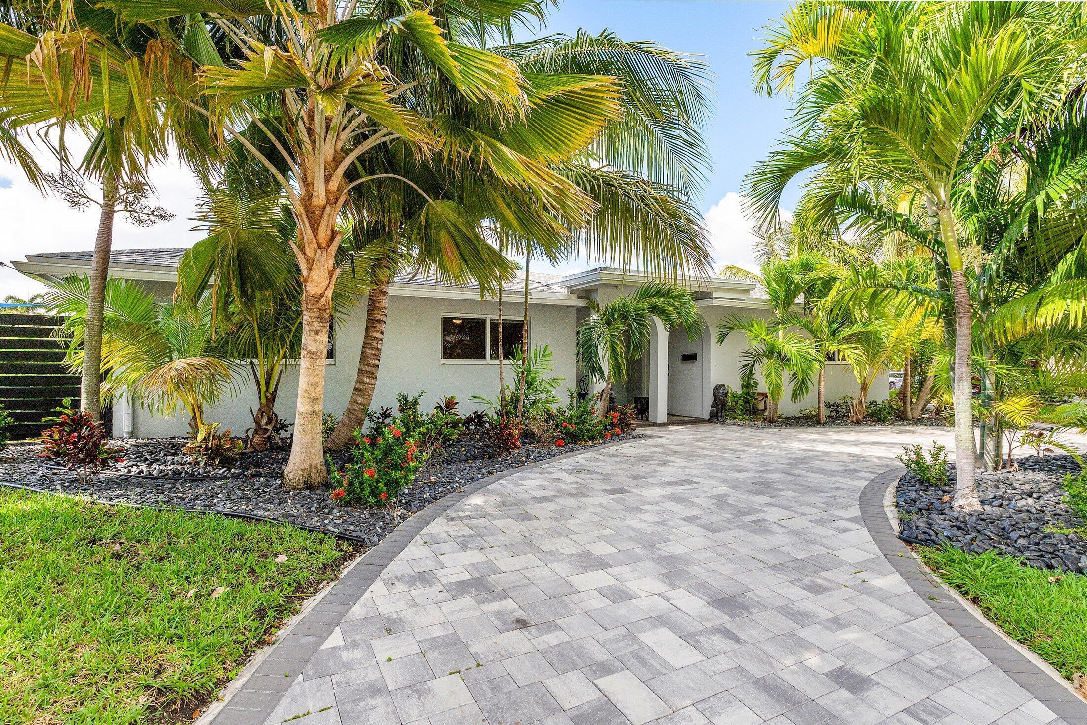 2200 SE 9TH, Pompano Beach FL 33062