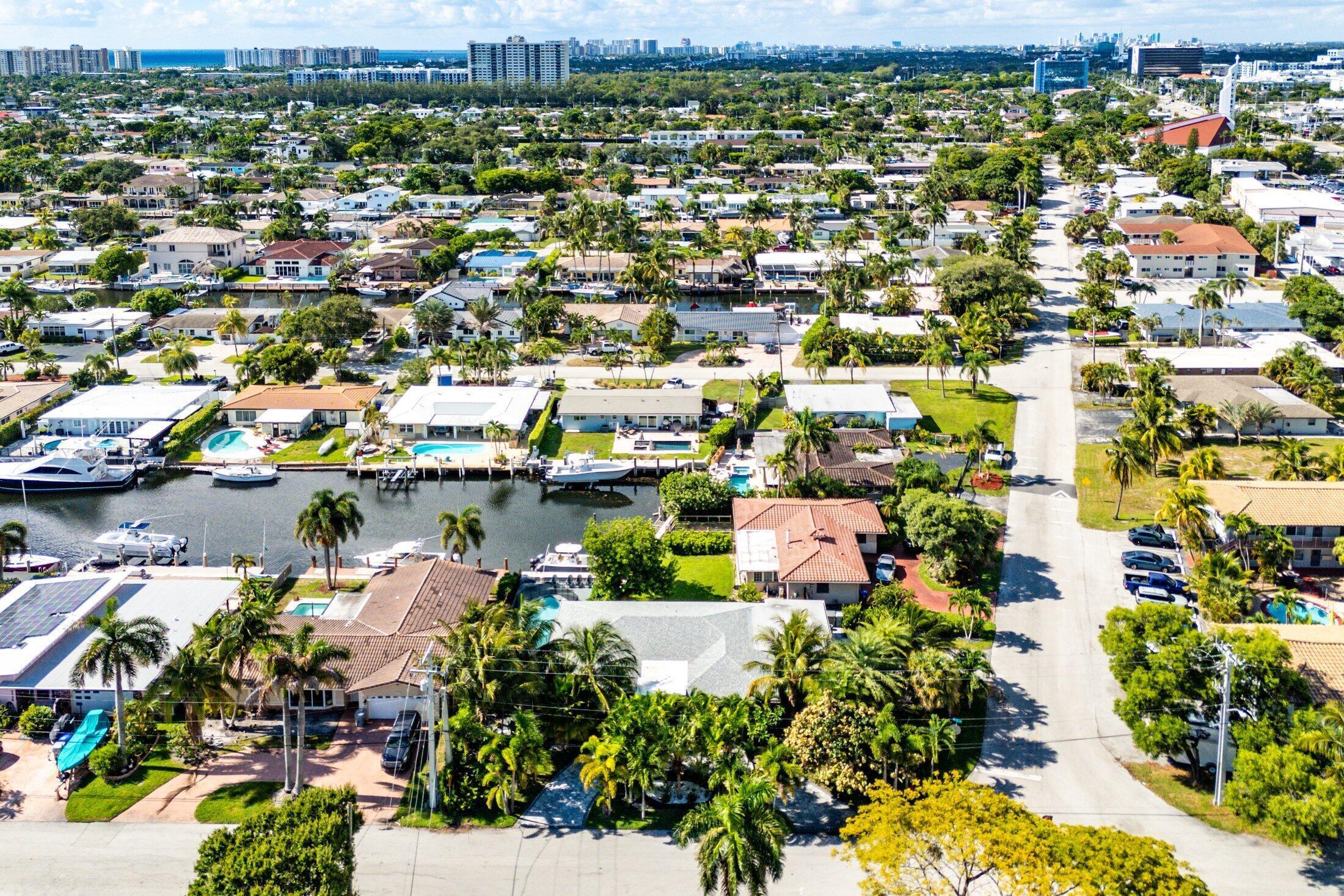 2200 SE 9TH, Pompano Beach FL 33062