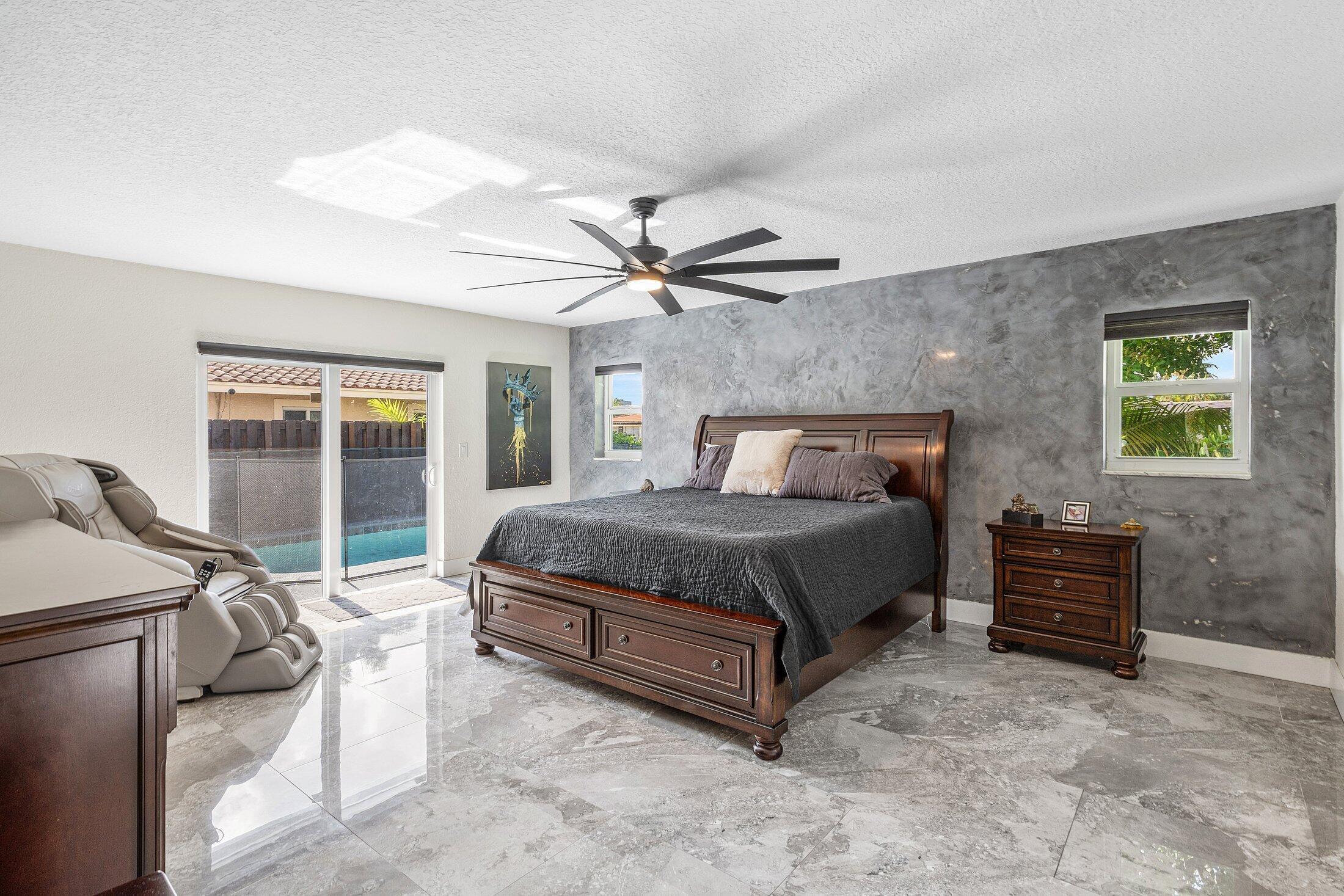 2200 SE 9TH, Pompano Beach FL 33062