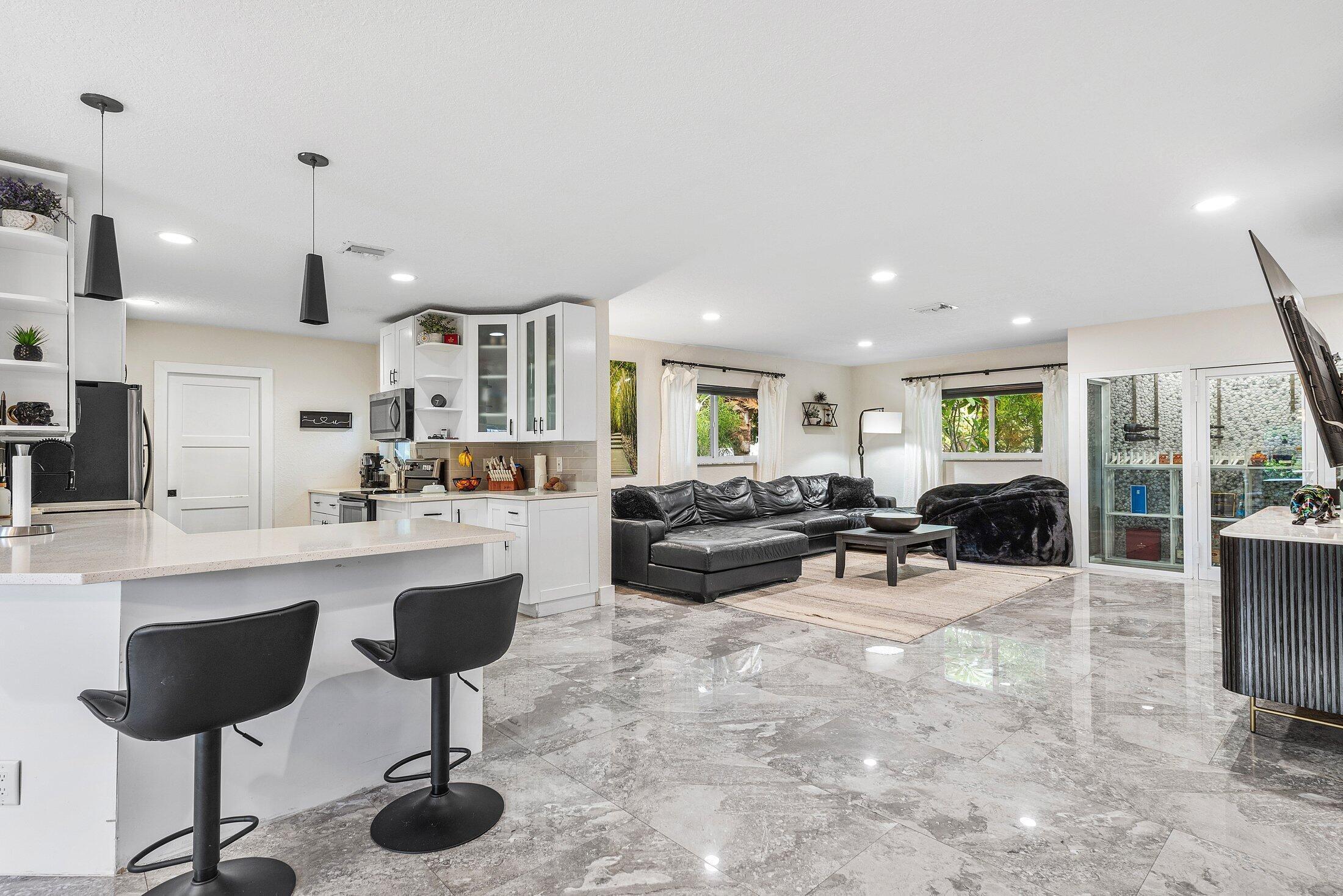 2200 SE 9TH, Pompano Beach FL 33062