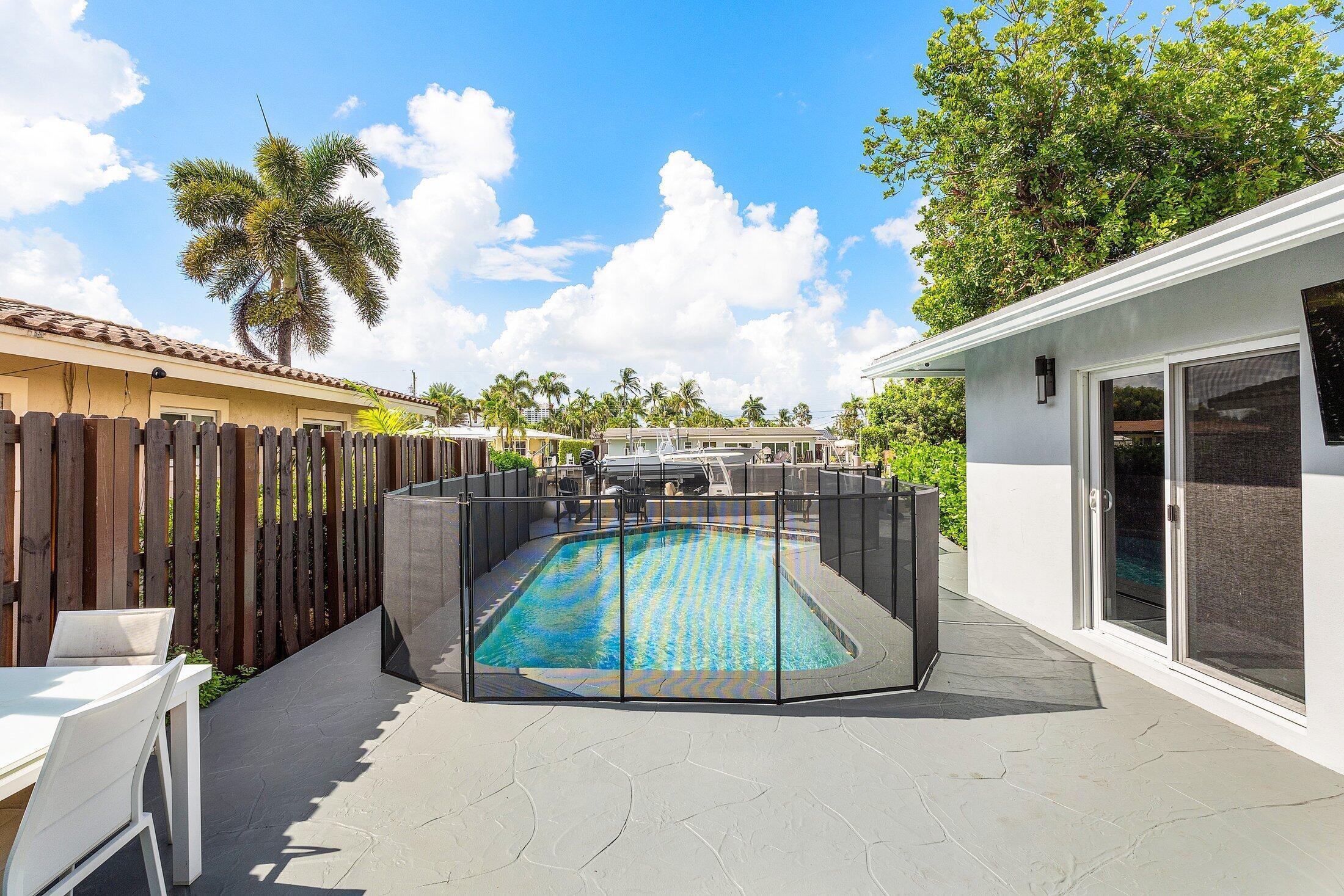 2200 SE 9TH, Pompano Beach FL 33062