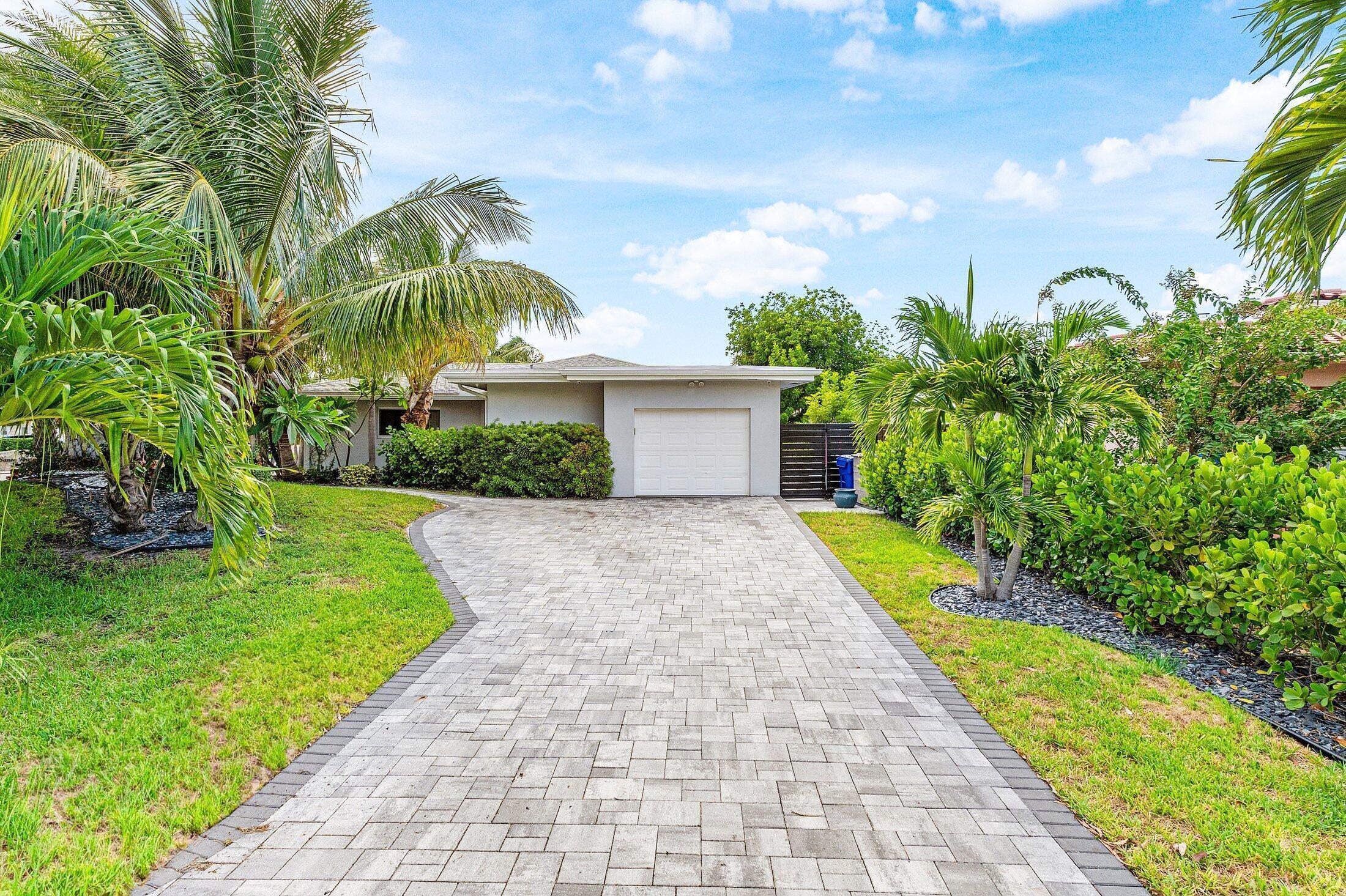 2200 SE 9TH, Pompano Beach FL 33062