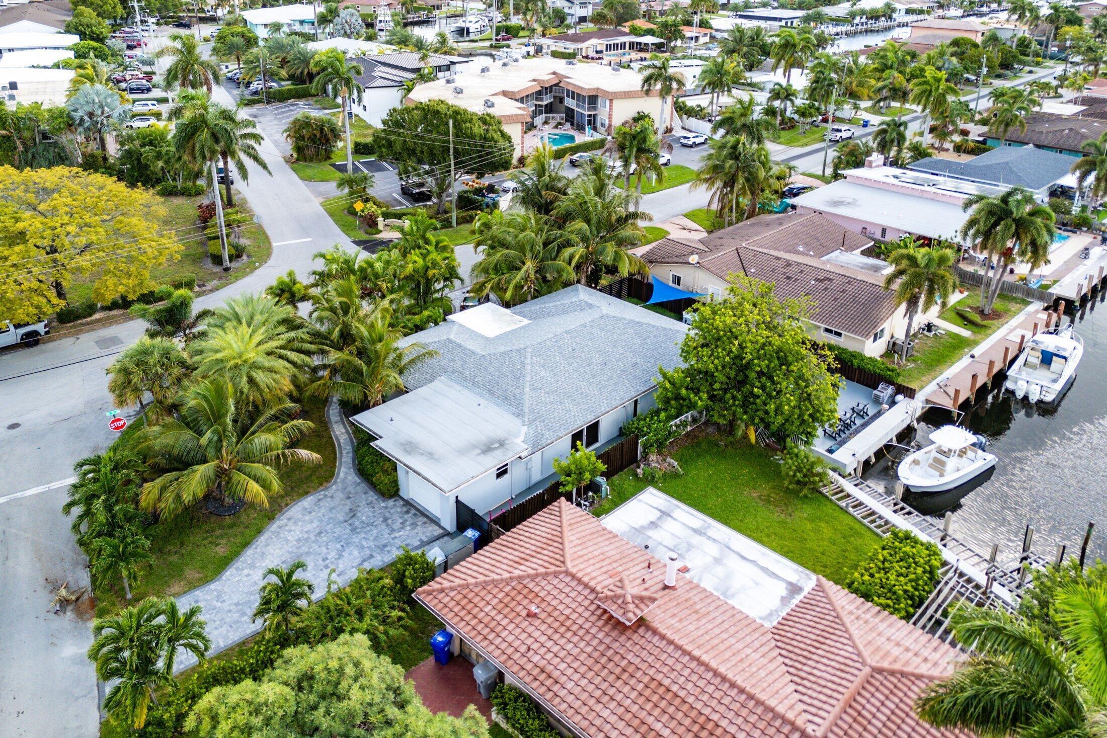 2200 SE 9TH, Pompano Beach FL 33062