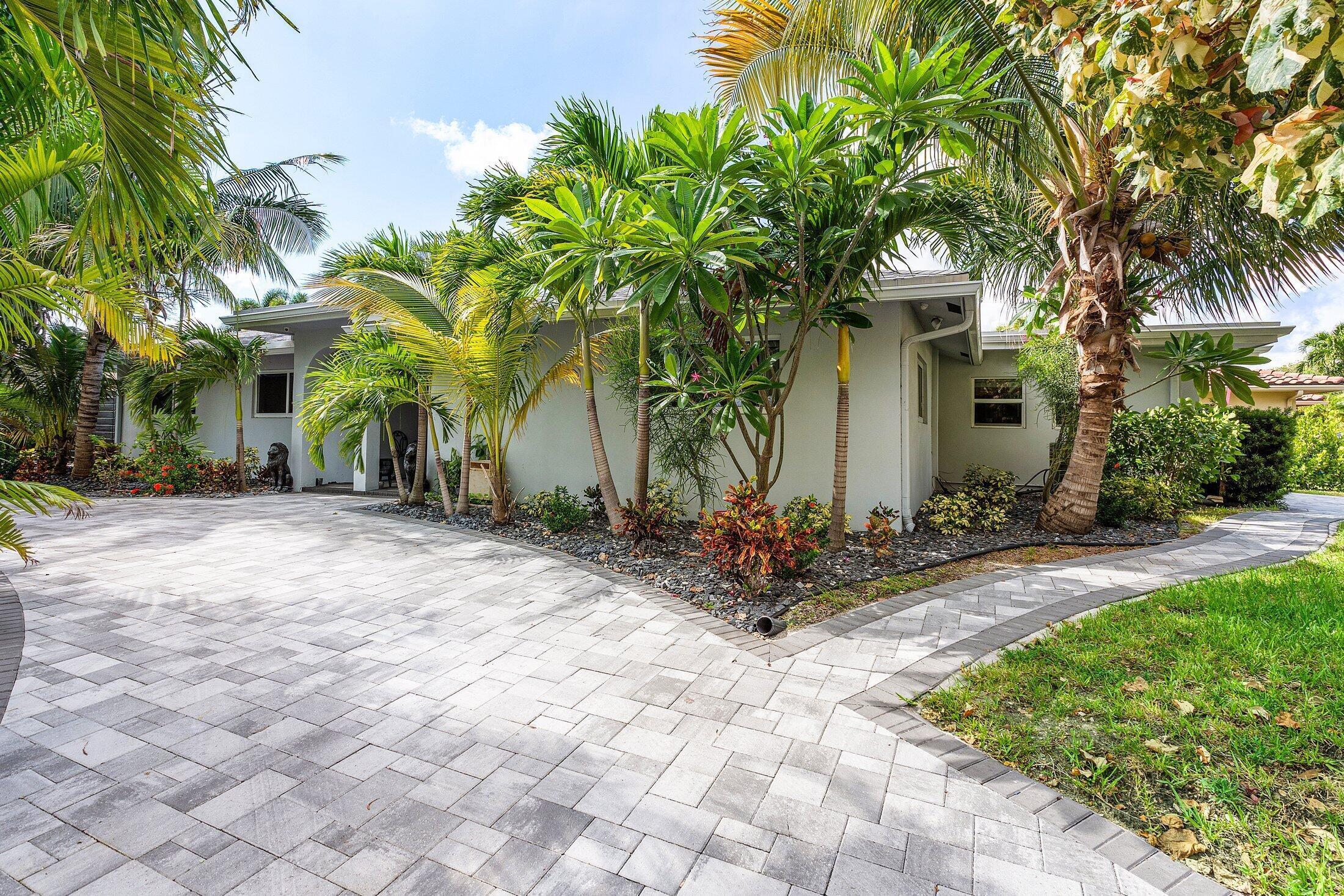2200 SE 9TH, Pompano Beach FL 33062