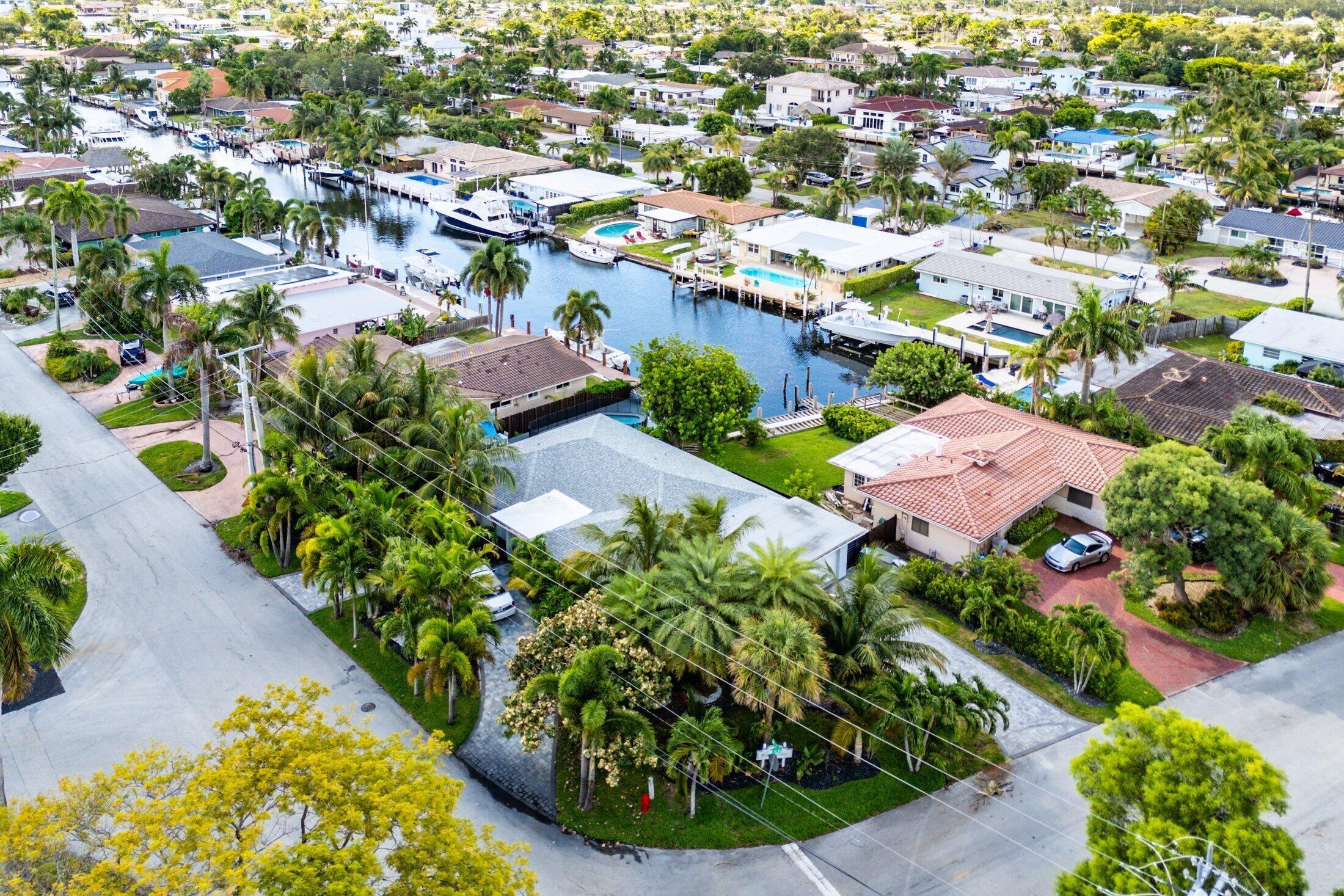 2200 SE 9TH, Pompano Beach FL 33062