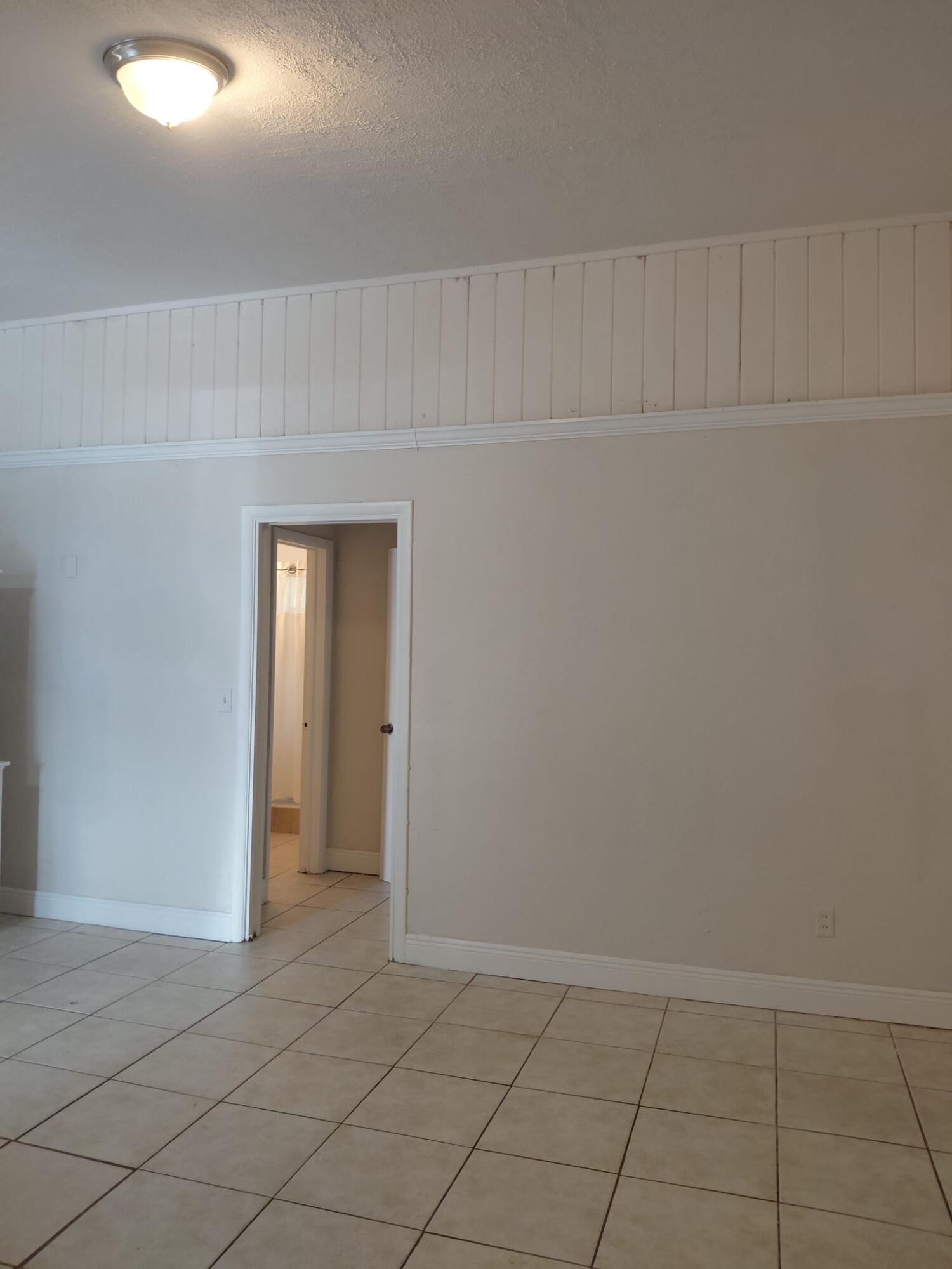 4610 Belvedere #Unit 2, Haverhill FL 33415