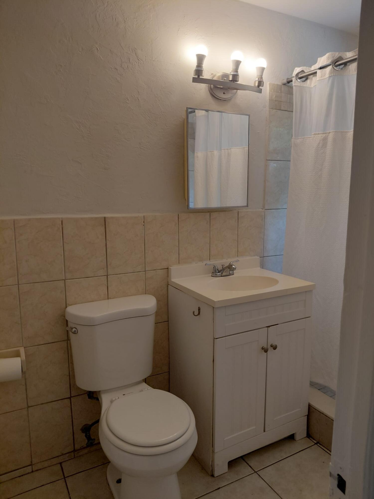 4610 Belvedere #Unit 2, Haverhill FL 33415