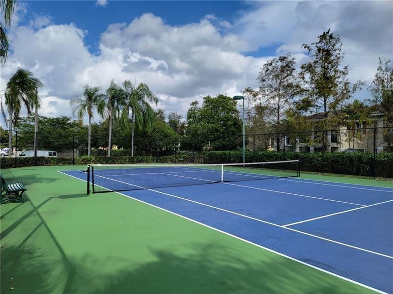 5051 WILES #207, Coconut Creek FL 33073