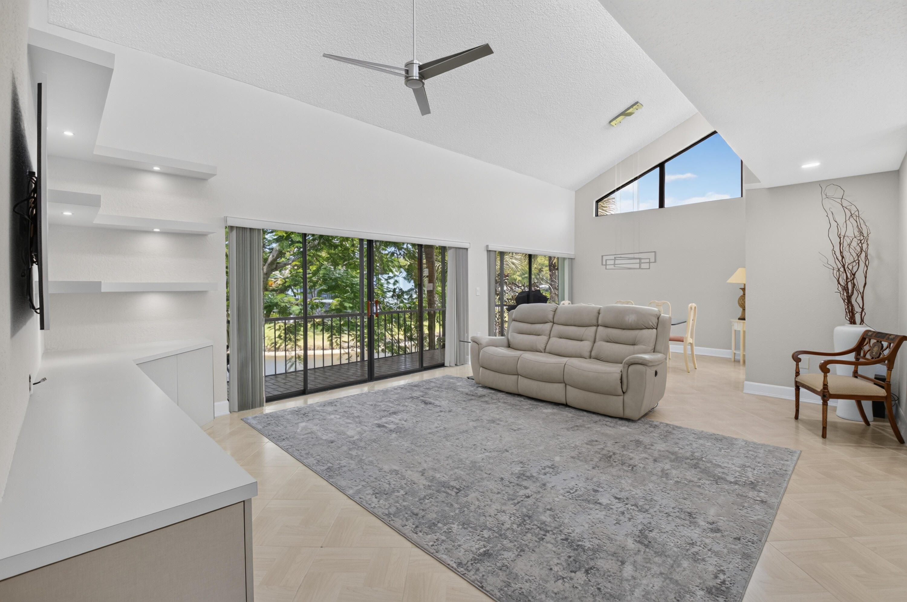 7759 Lakeside #G806, Boca Raton FL 33434