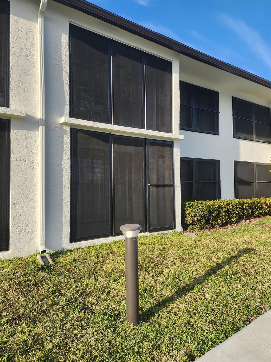 217 LAKE POINTE #107, Oakland Park FL 33309