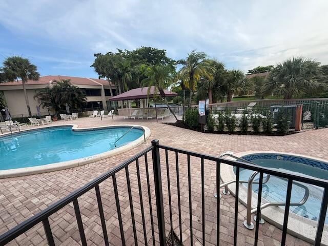 7508 LA PAZ #202, Boca Raton FL 33433