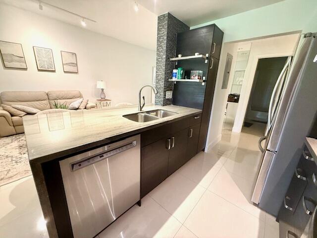 7508 LA PAZ #202, Boca Raton FL 33433