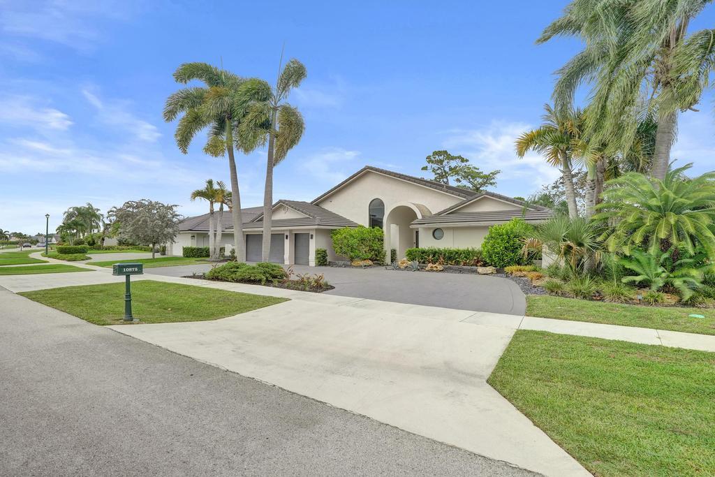 10875 Boca Woods, Boca Raton FL 33428