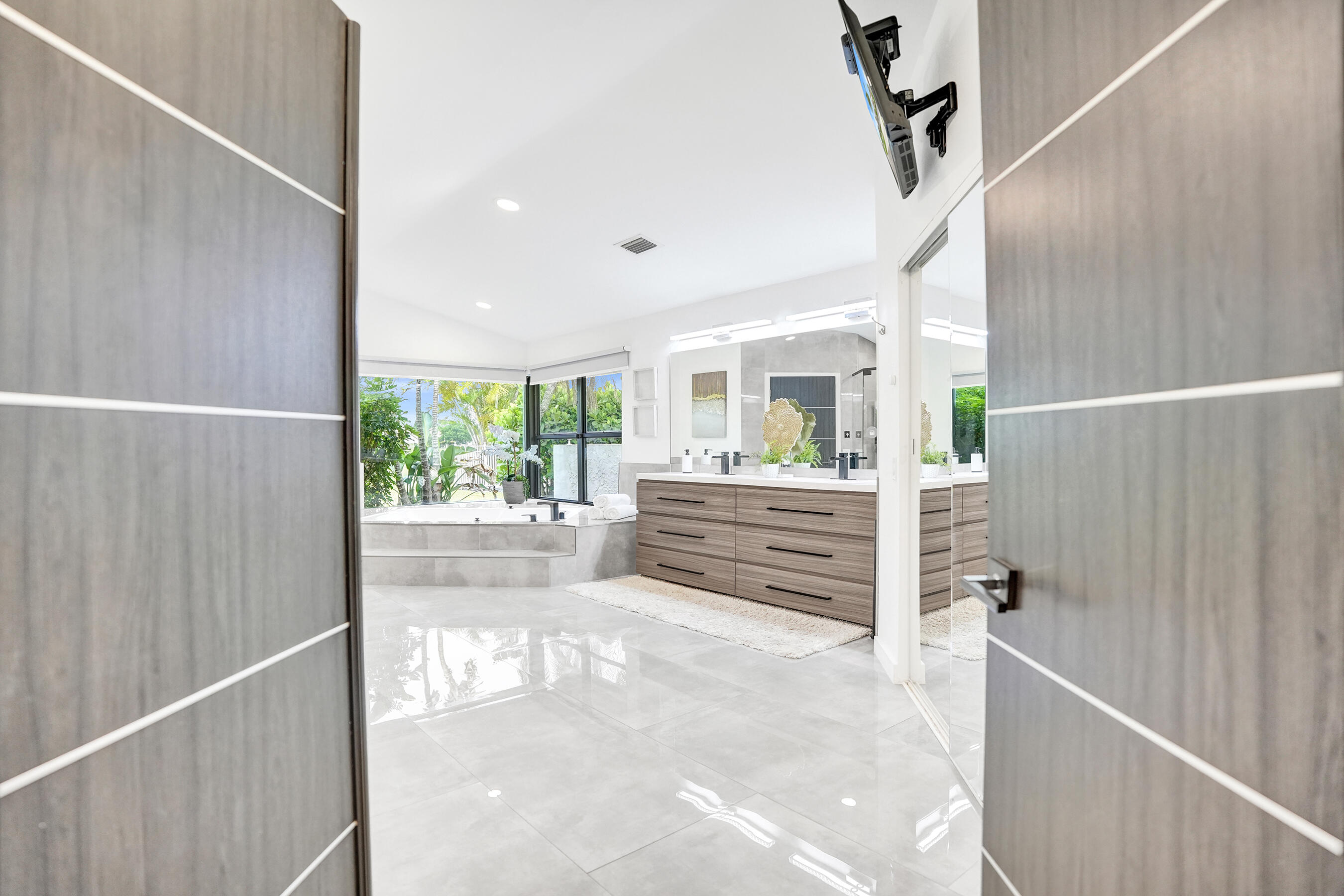 10875 Boca Woods, Boca Raton FL 33428