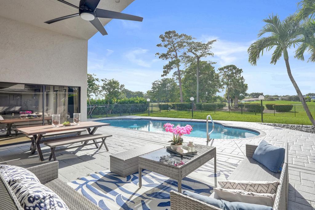 10875 Boca Woods, Boca Raton FL 33428