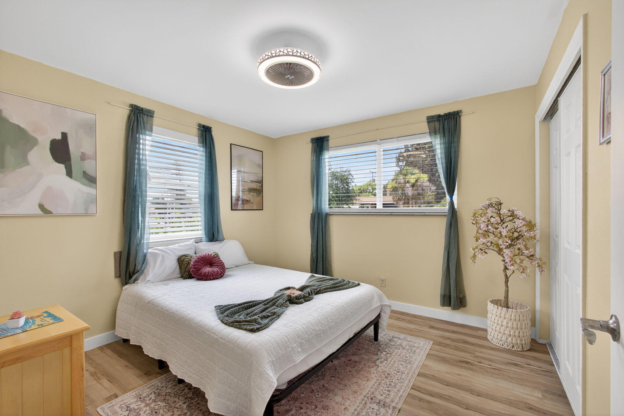 140 W 31st, Riviera Beach FL 33404