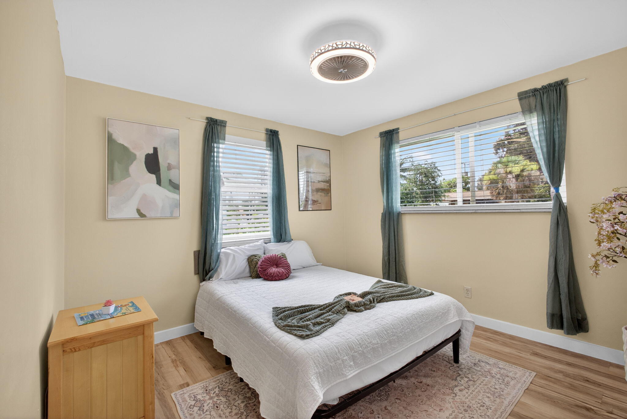 140 W 31st, Riviera Beach FL 33404