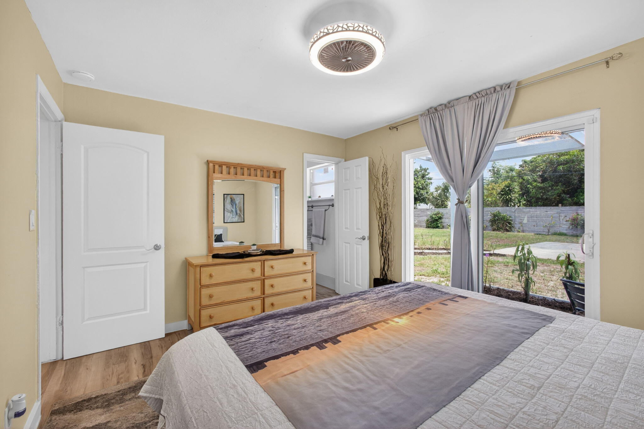 140 W 31st, Riviera Beach FL 33404