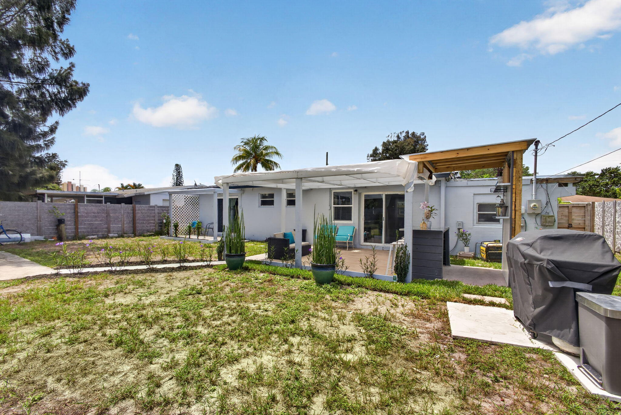 140 W 31st, Riviera Beach FL 33404