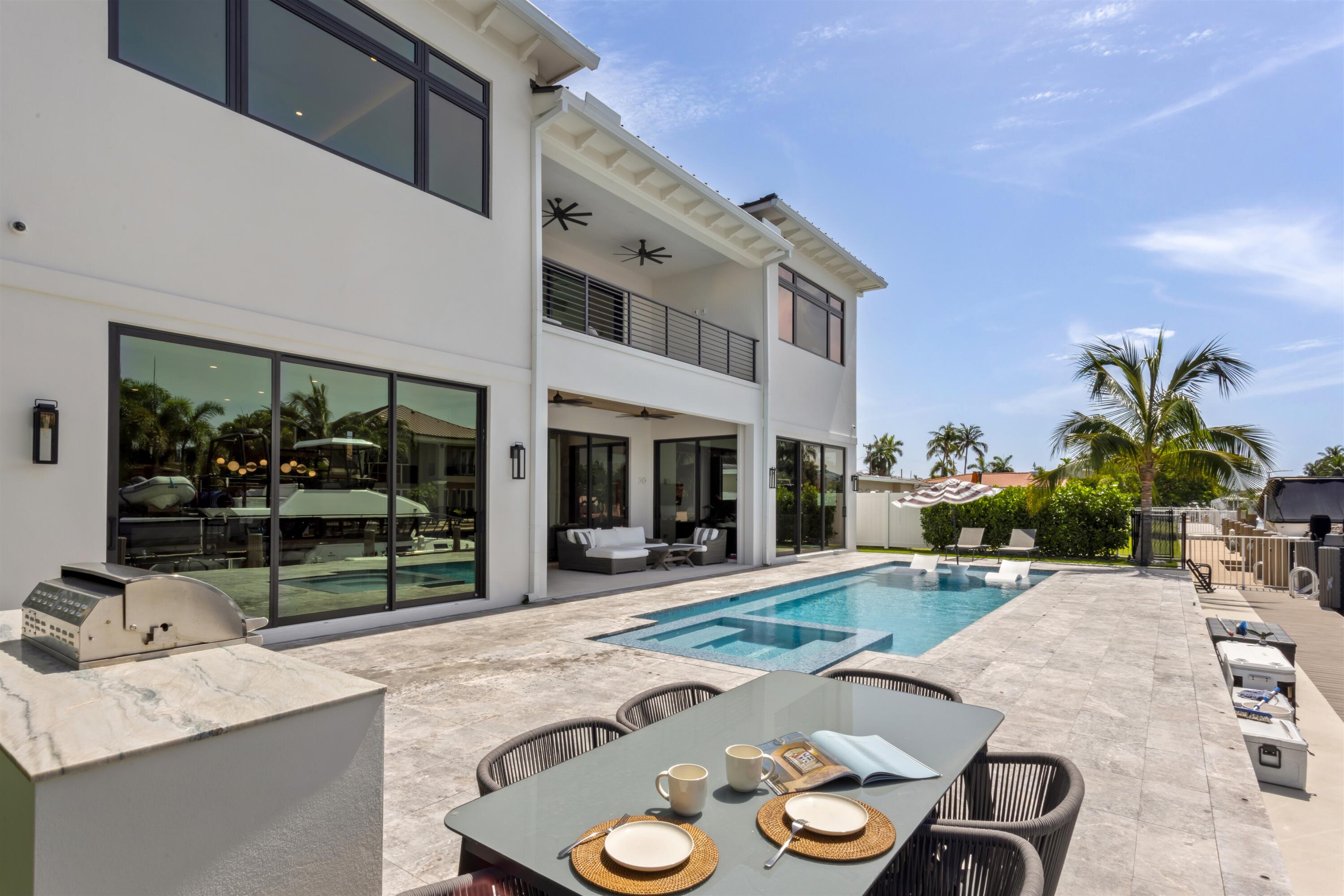 2420 NE 48th, Lighthouse Point FL 33064