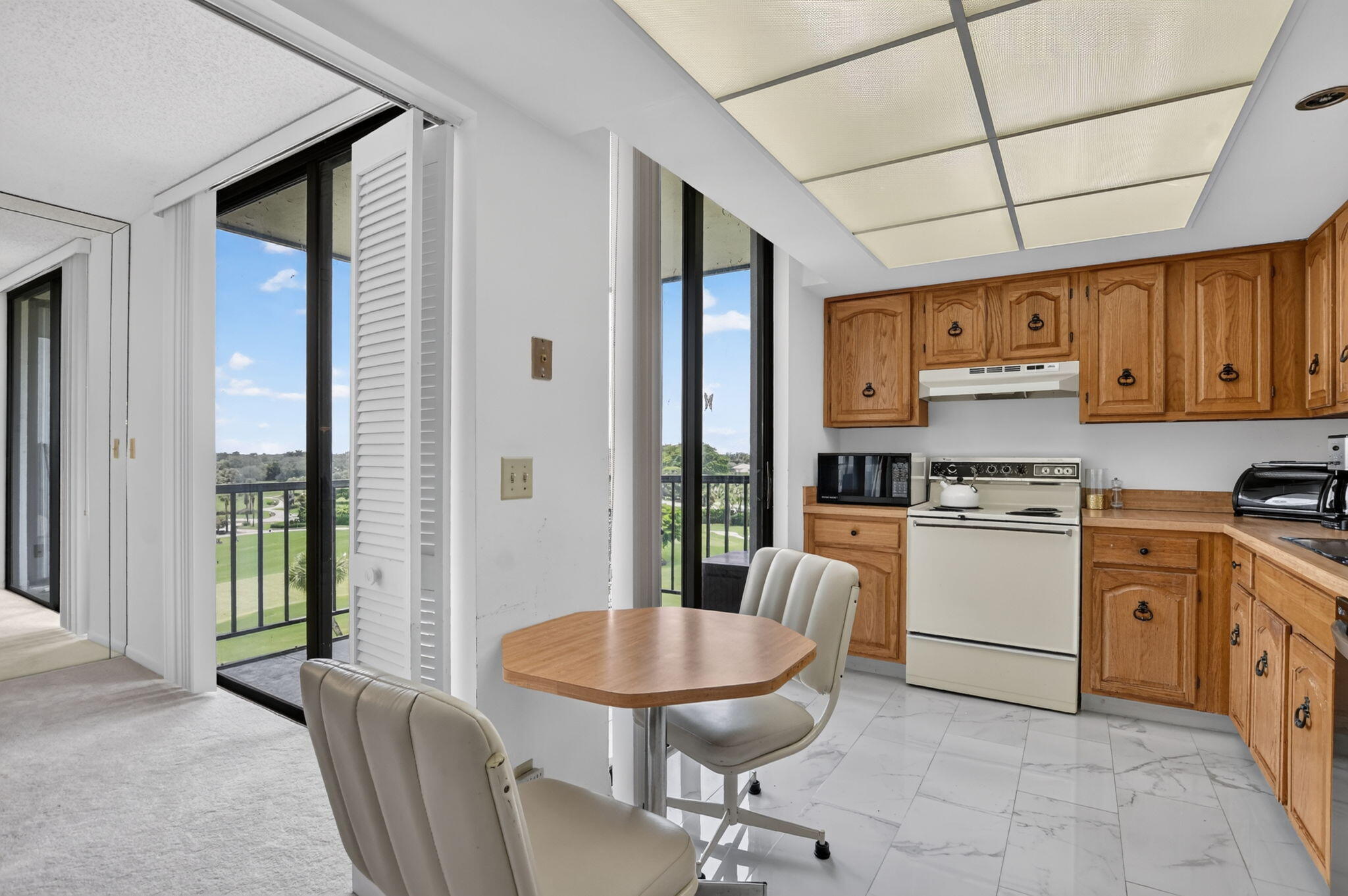 6895 Willow Wood #1065, Boca Raton FL 33434