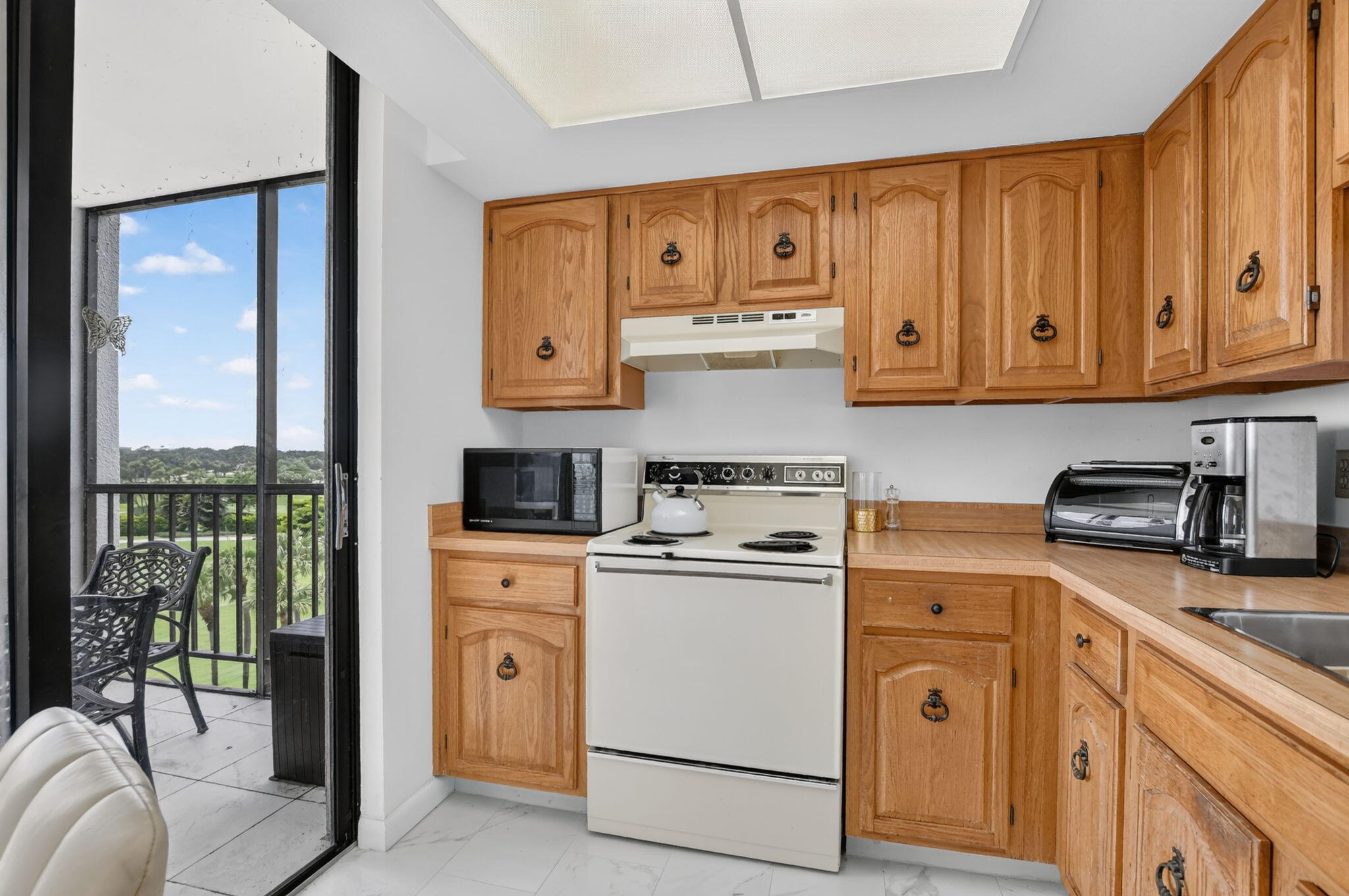 6895 Willow Wood #1065, Boca Raton FL 33434