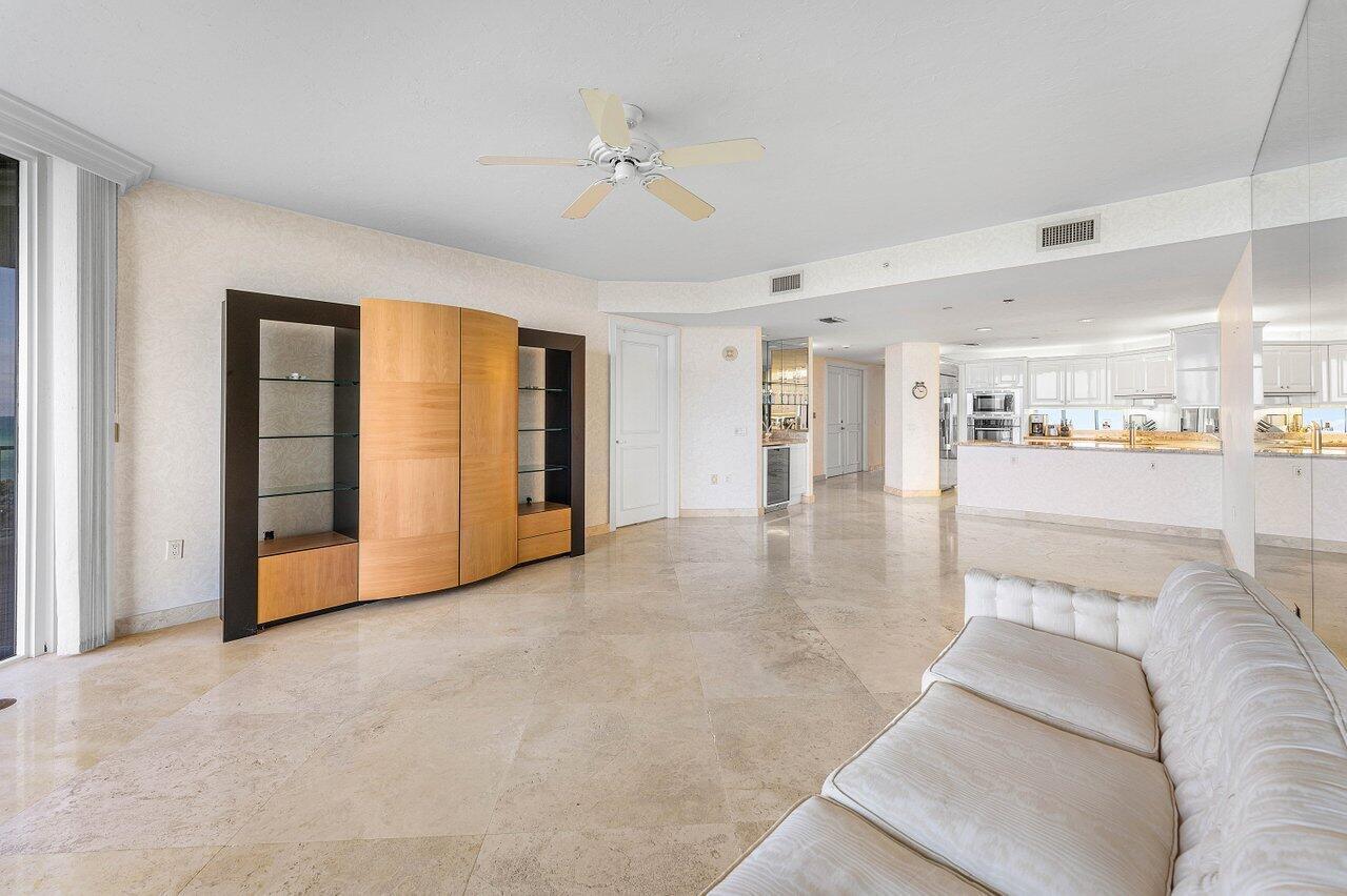 800 Ocean #204, Juno Beach FL 33408