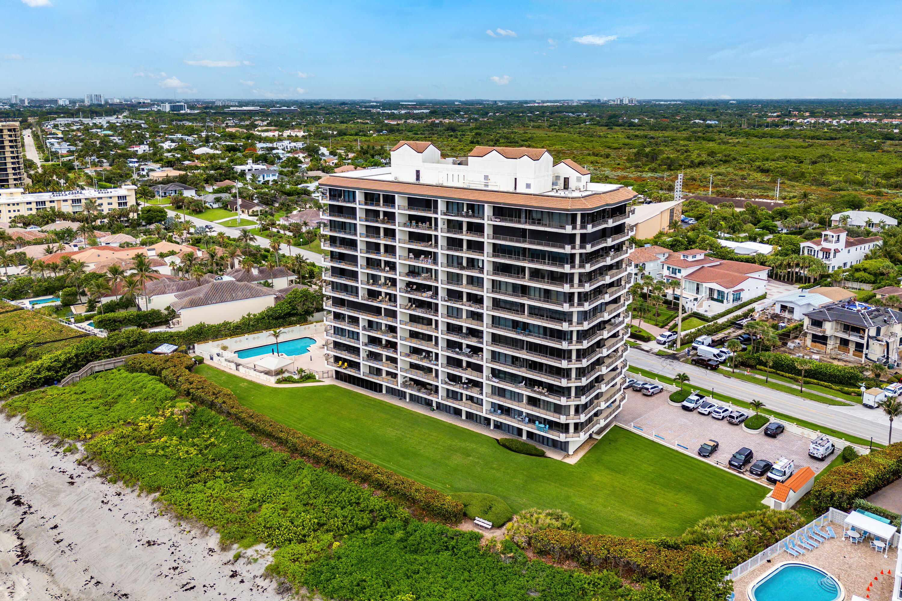 800 Ocean #204, Juno Beach FL 33408