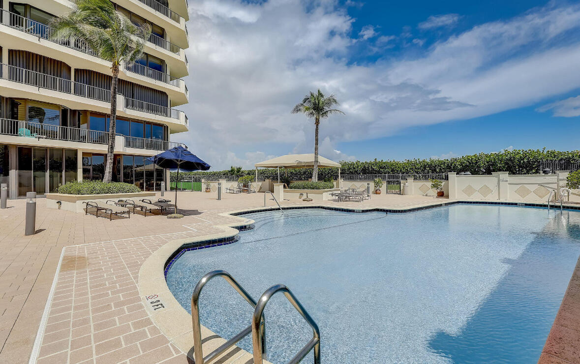 800 Ocean #204, Juno Beach FL 33408