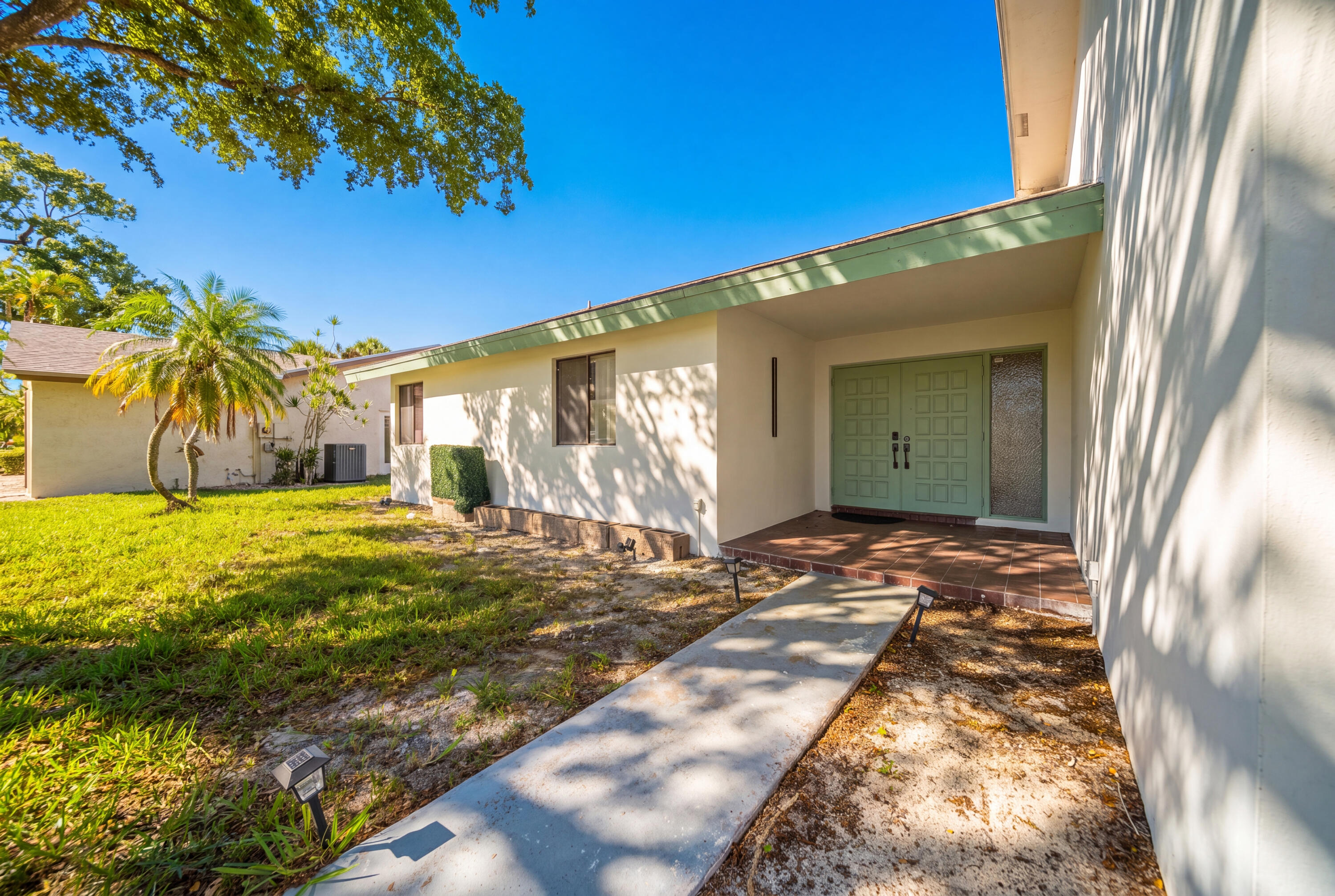 8114 NUTMEG, Tamarac FL 33321