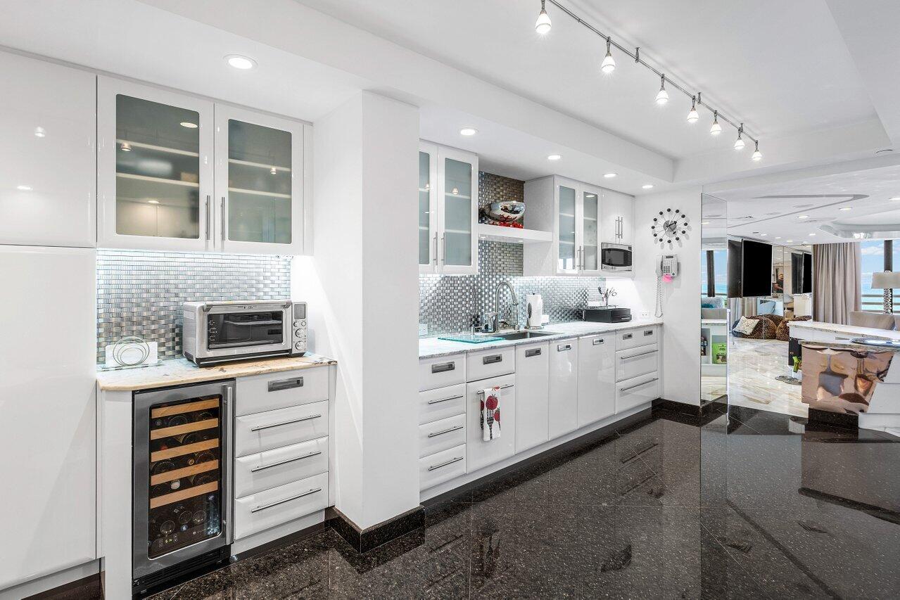 1500 S Ocean #303, Boca Raton FL 33432