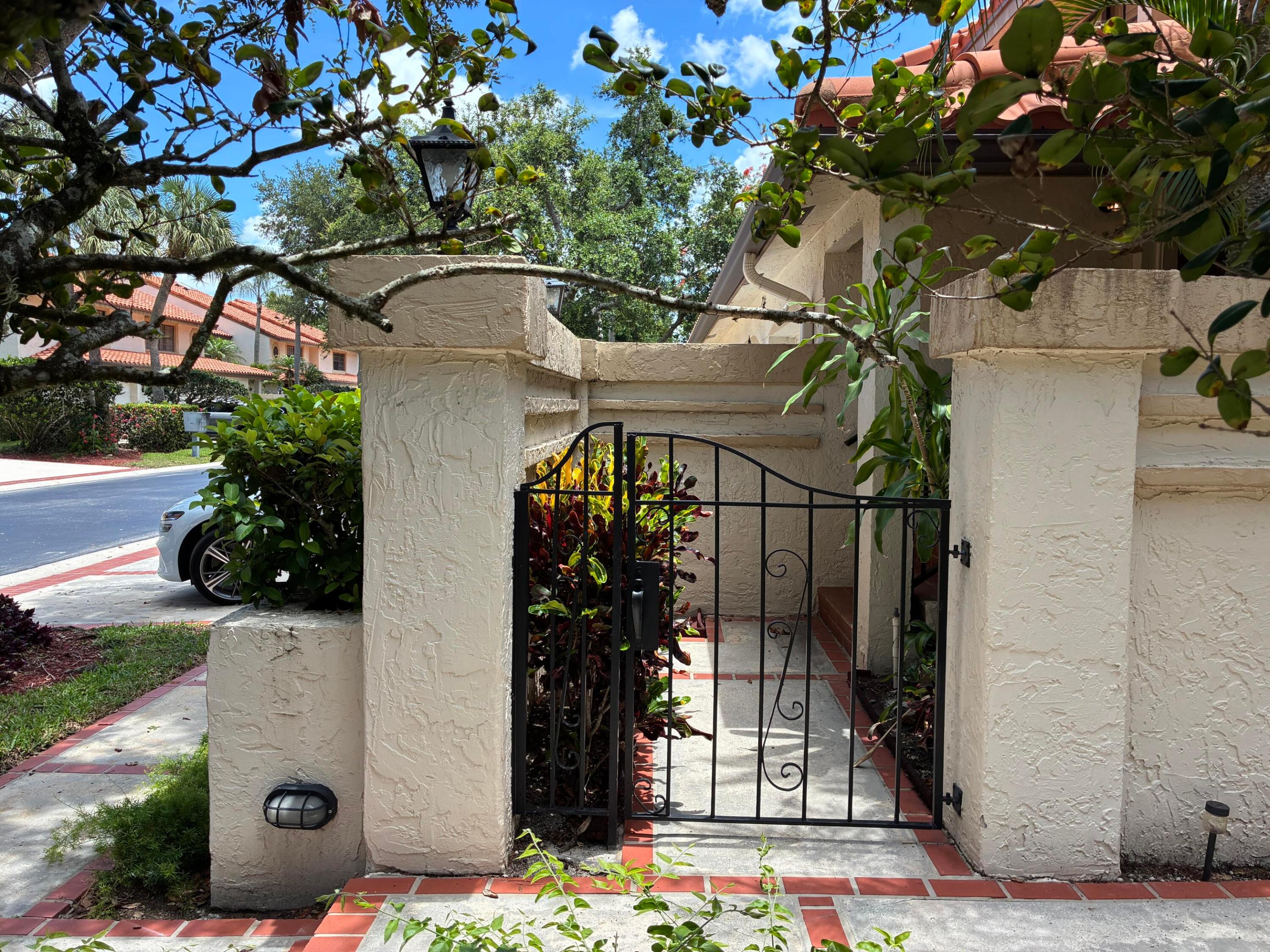 7895 LA MIRADA, Boca Raton FL 33433