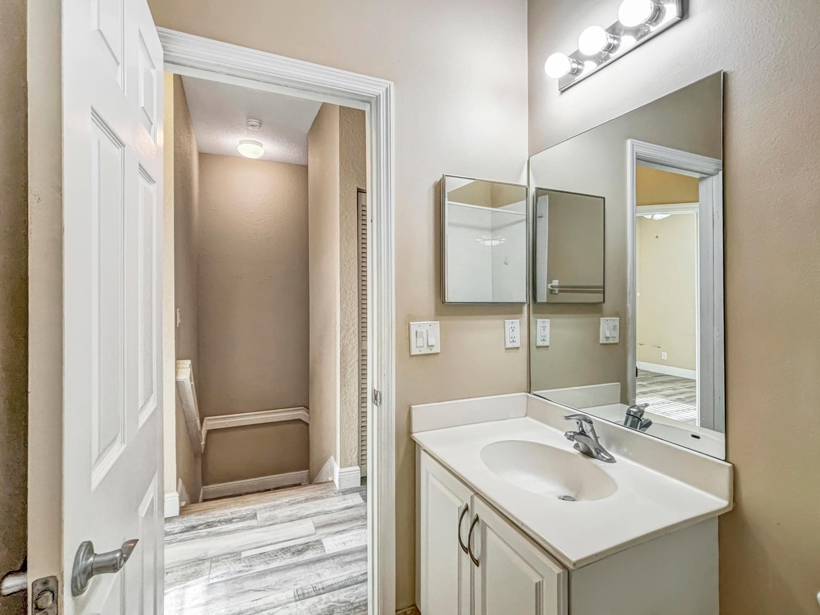 179 E Bay Cedar, Jupiter FL 33458