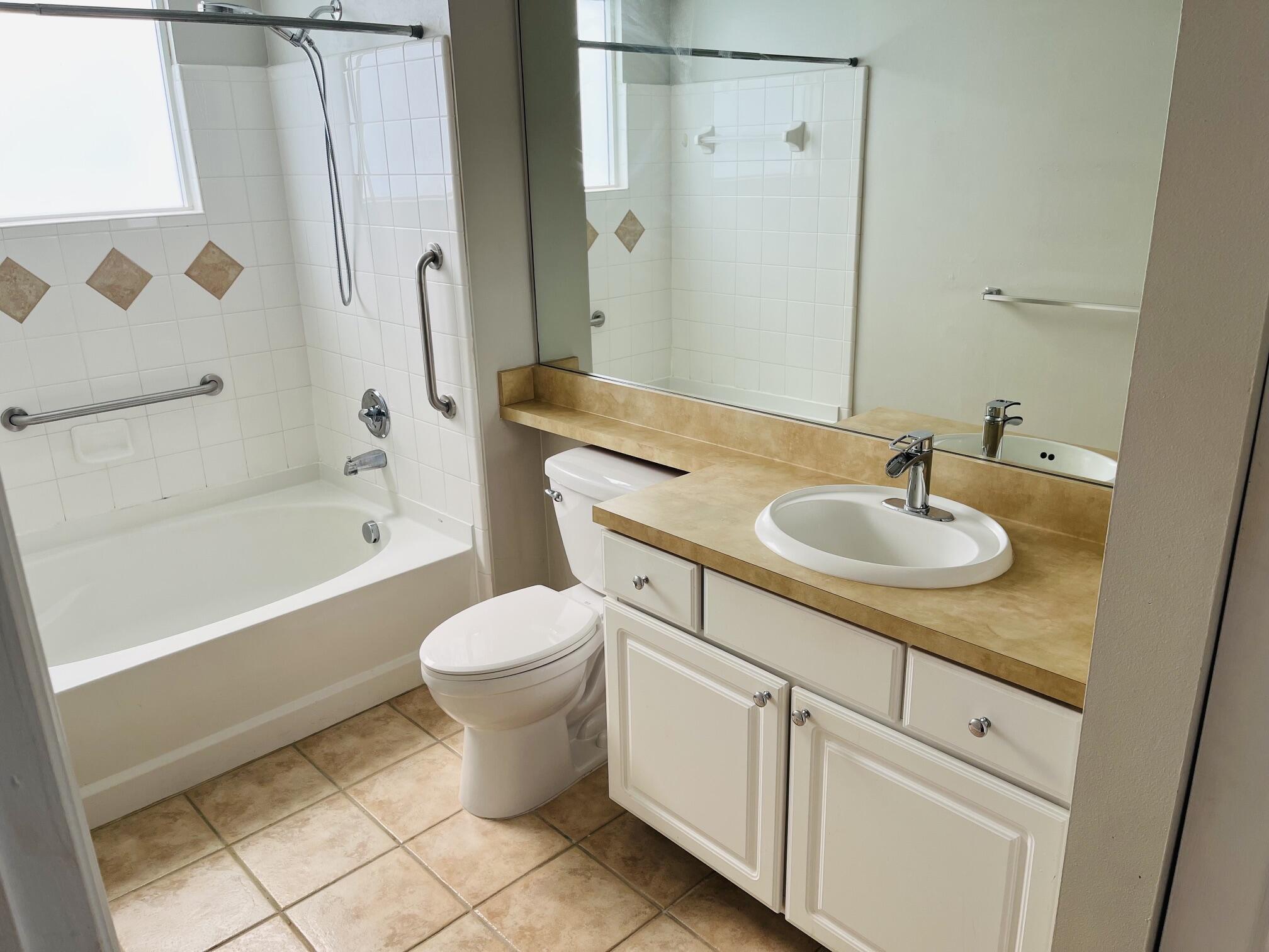 6101 Myrtlewood, Palm Beach Gardens FL 33418