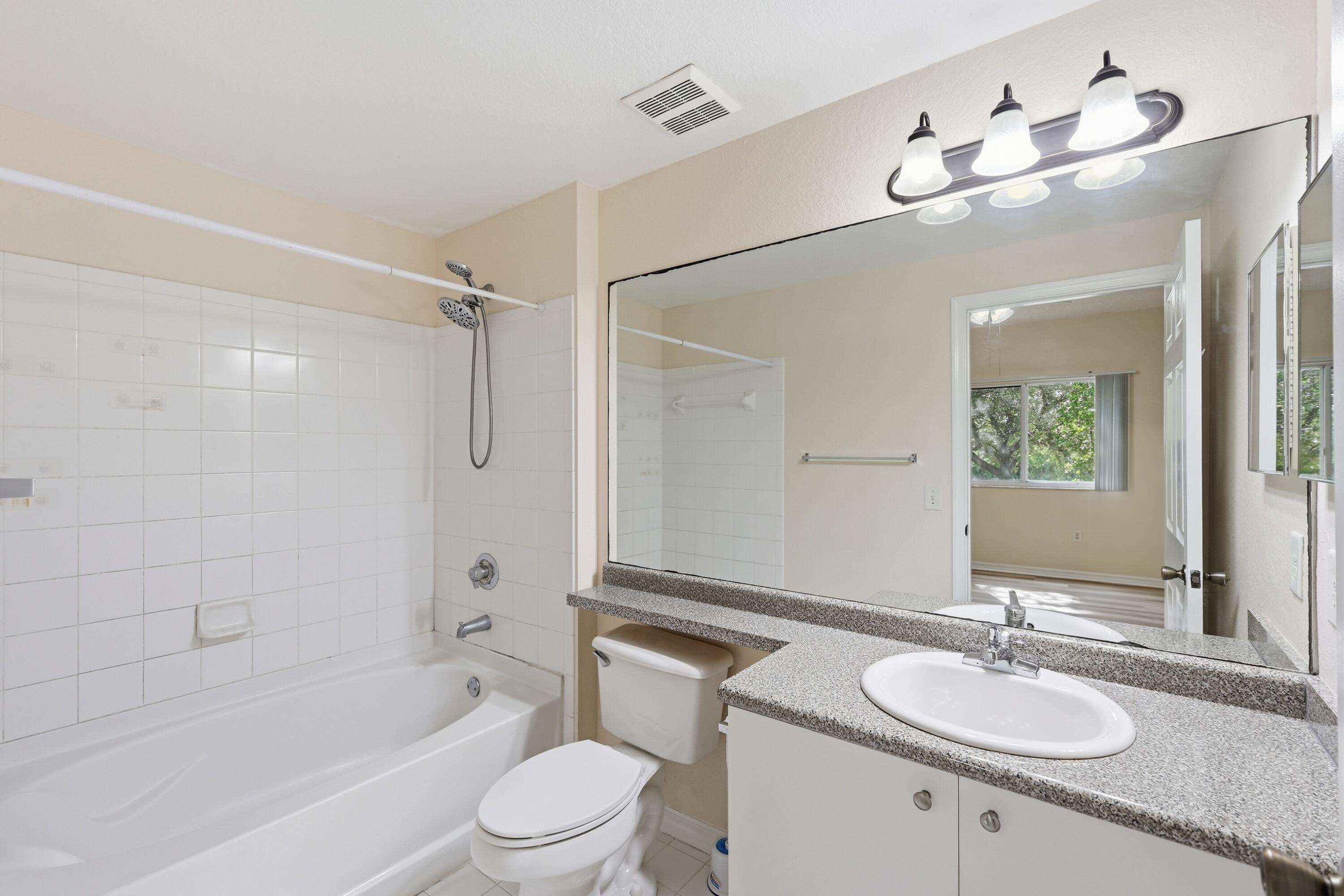 350 CRESTWOOD #201, Royal Palm Beach FL 33411