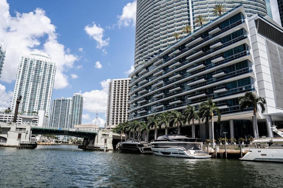 495 Brickell #1605, Miami FL 33131