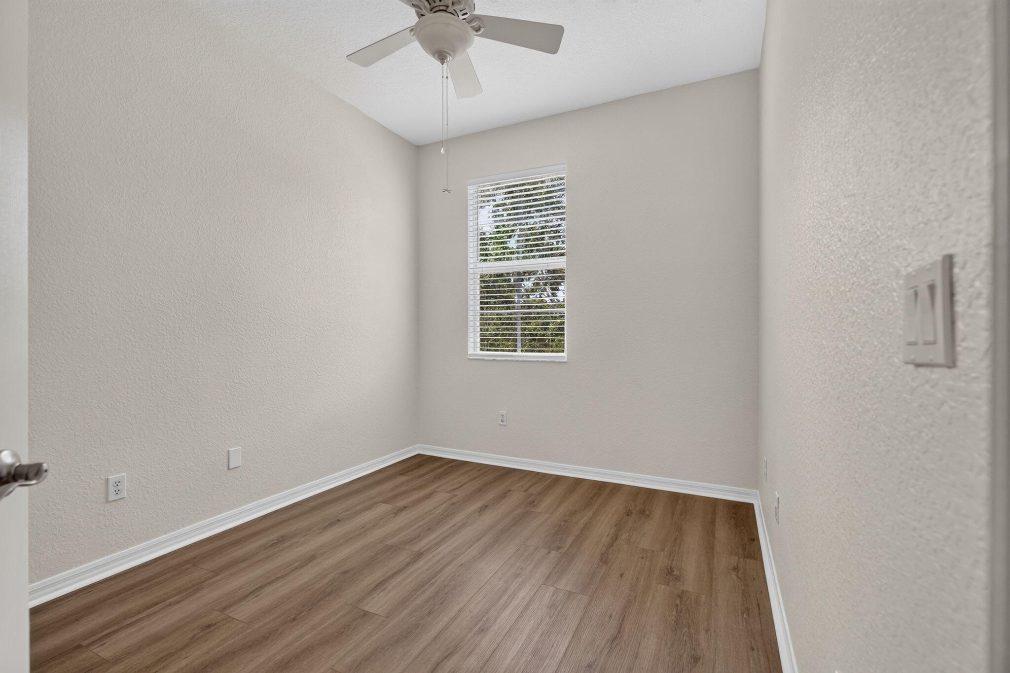 158 W Thatch Palm, Jupiter FL 33458