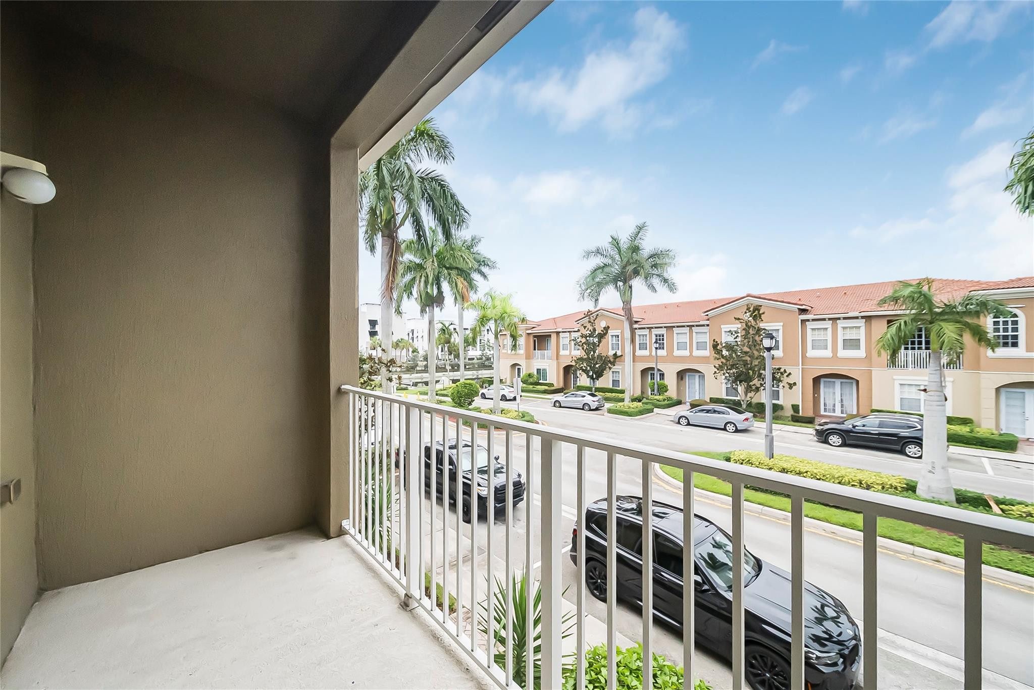 5754 HAMPTON HILLS #5754, Tamarac FL 33321