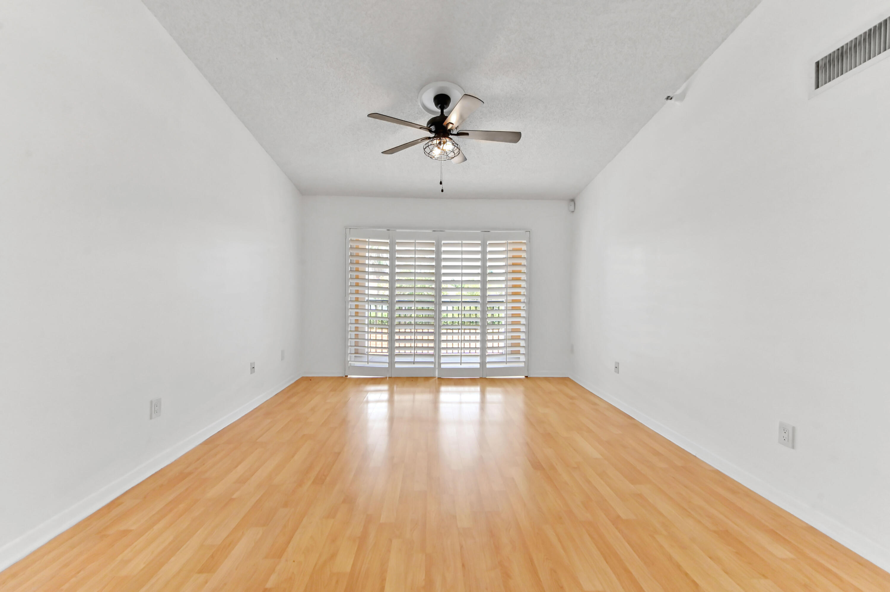 140 Yacht Club #307, Hypoluxo FL 33462