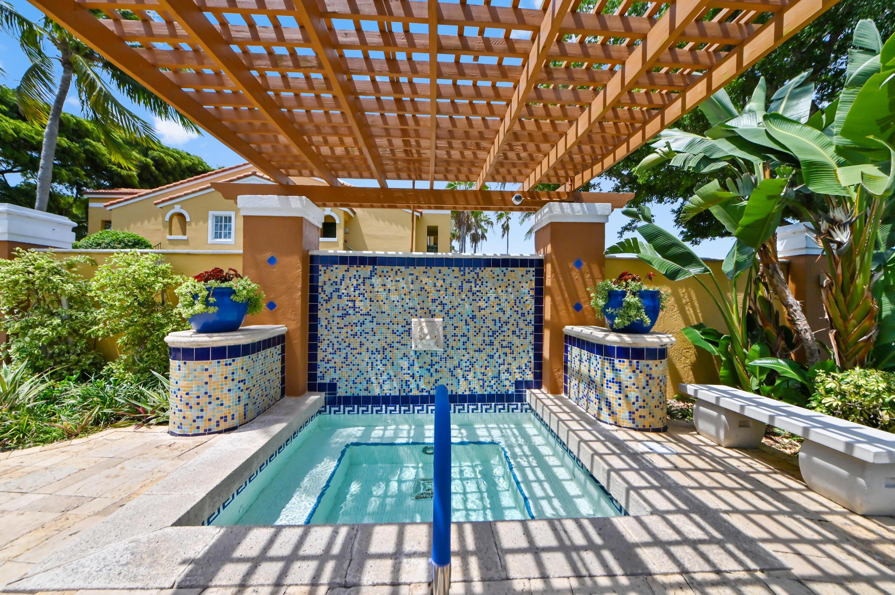 140 Yacht Club #307, Hypoluxo FL 33462