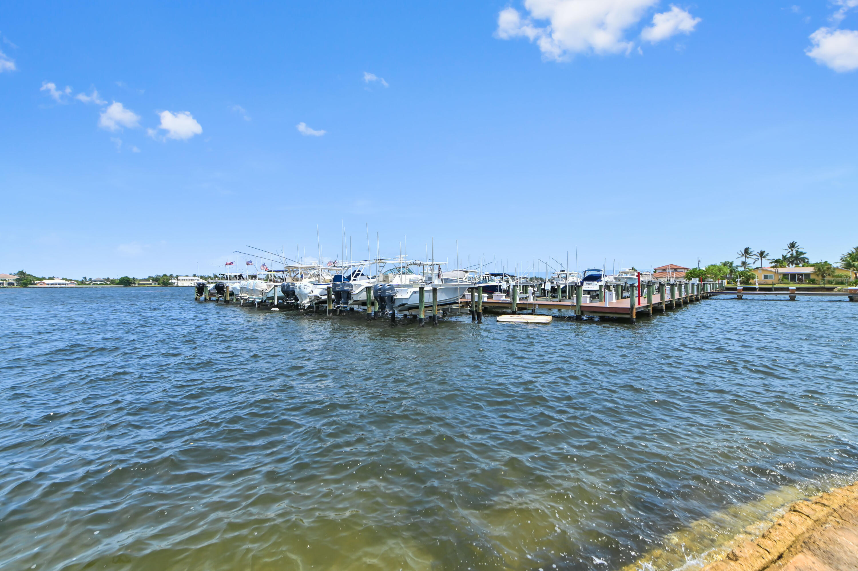 140 Yacht Club #307, Hypoluxo FL 33462