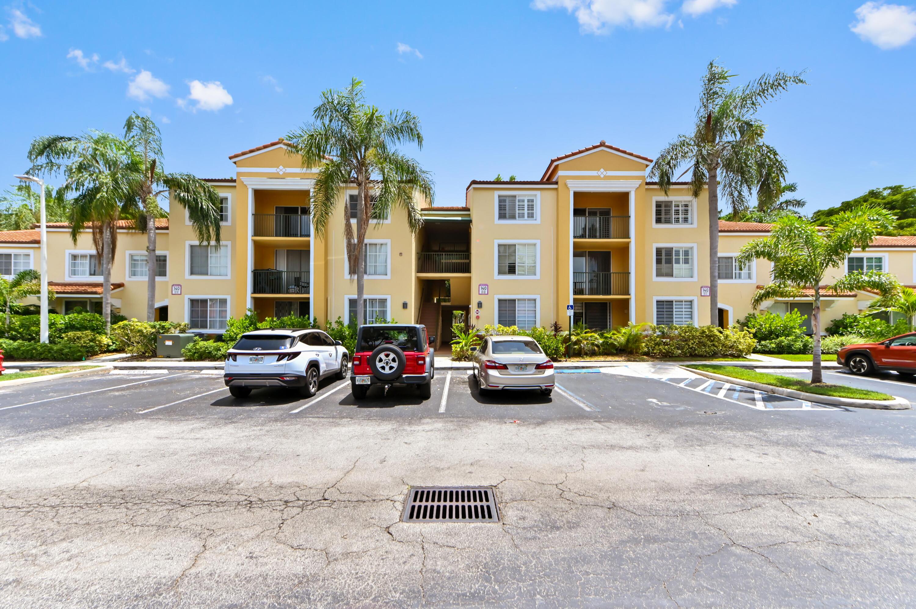140 Yacht Club #307, Hypoluxo FL 33462