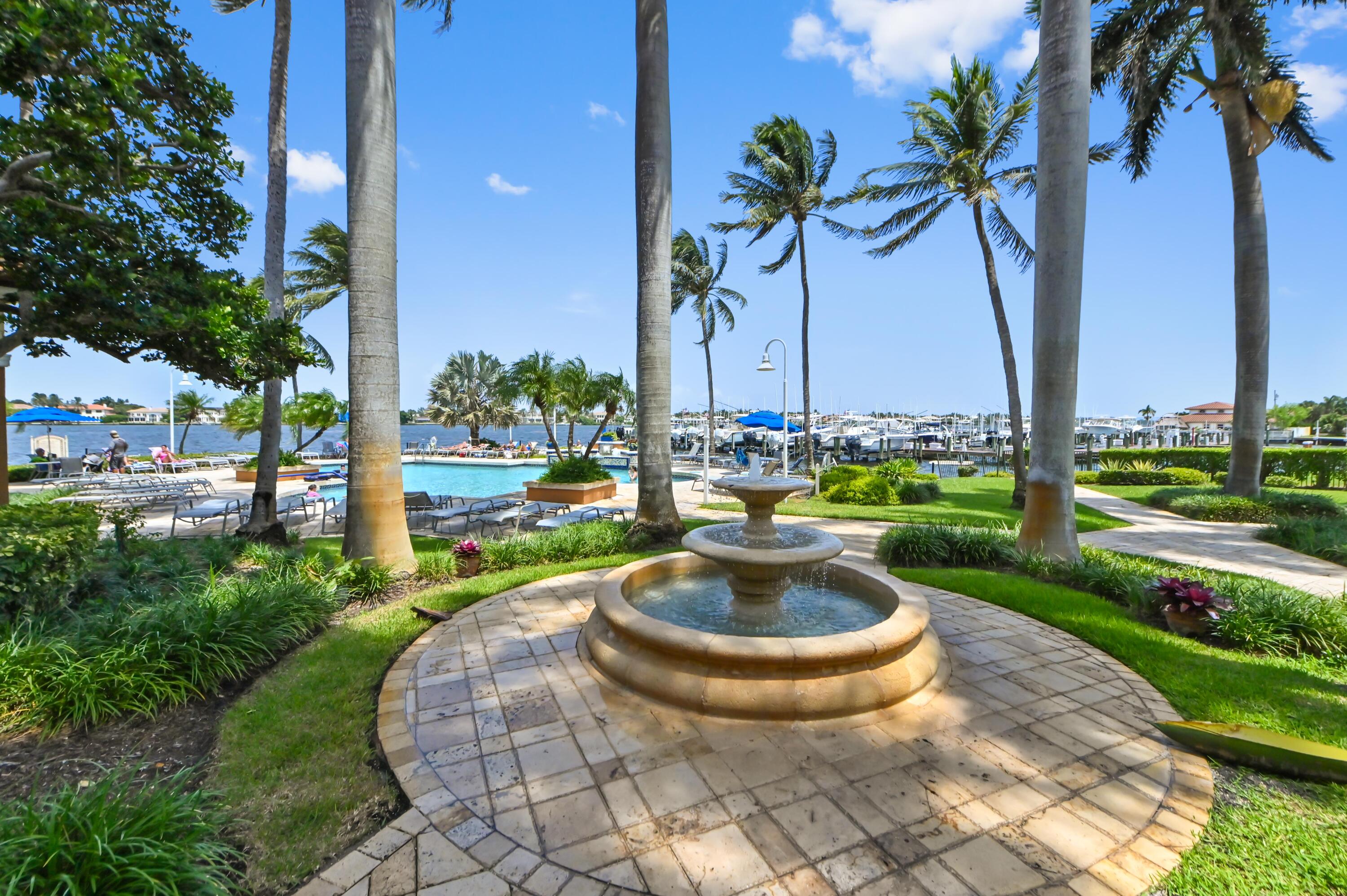 140 Yacht Club #307, Hypoluxo FL 33462
