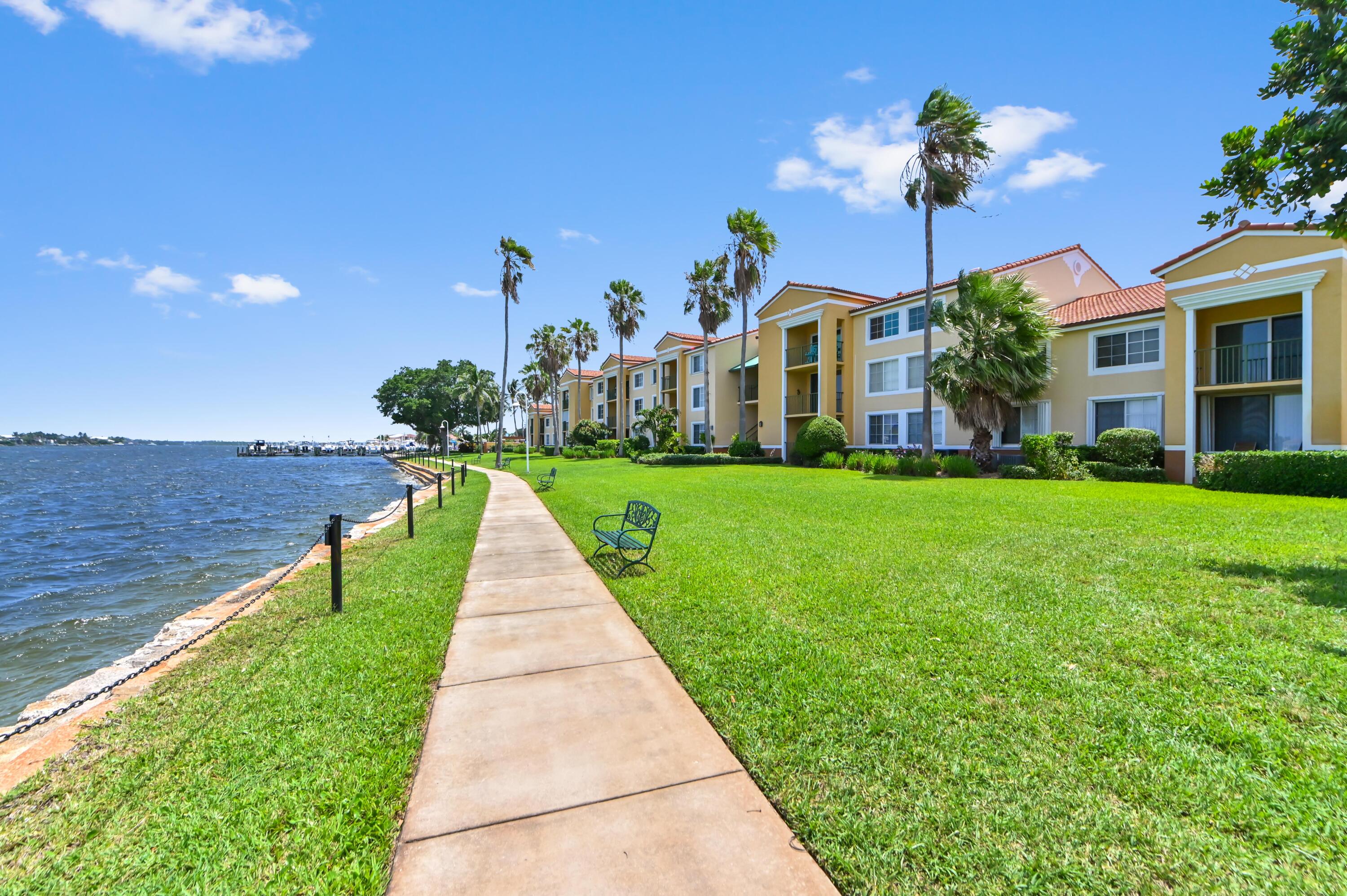 140 Yacht Club #307, Hypoluxo FL 33462
