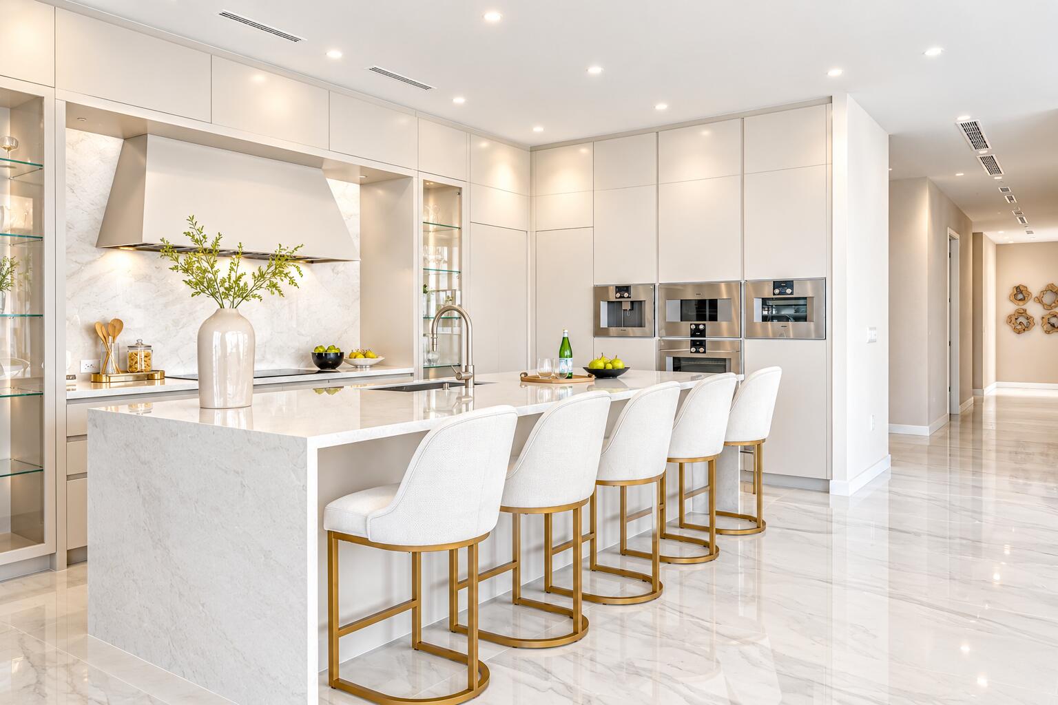 220 SE MIZNER #904, Boca Raton FL 33432