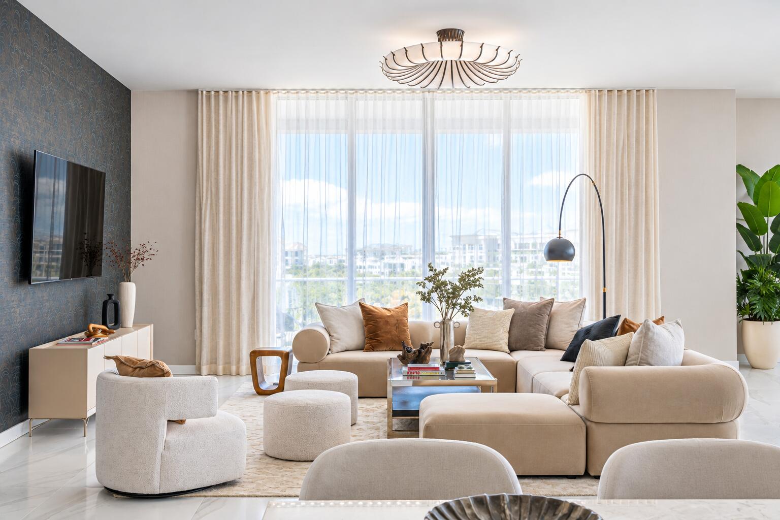 220 SE MIZNER #904, Boca Raton FL 33432
