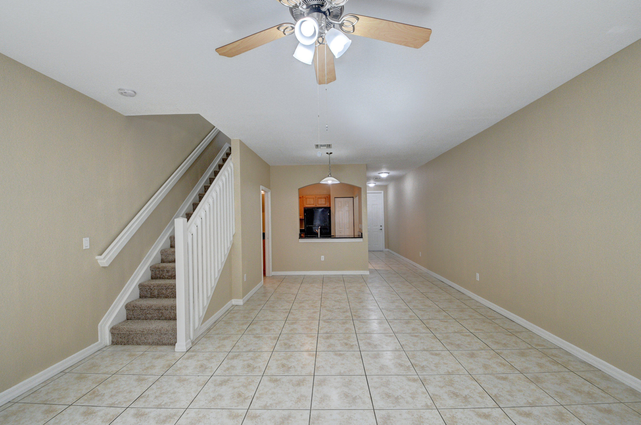 105 Hemingway, Palm Springs FL 33461