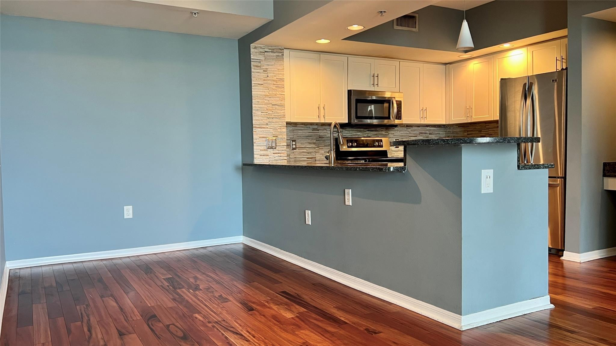 100 N Federal #1136, Fort Lauderdale FL 33301