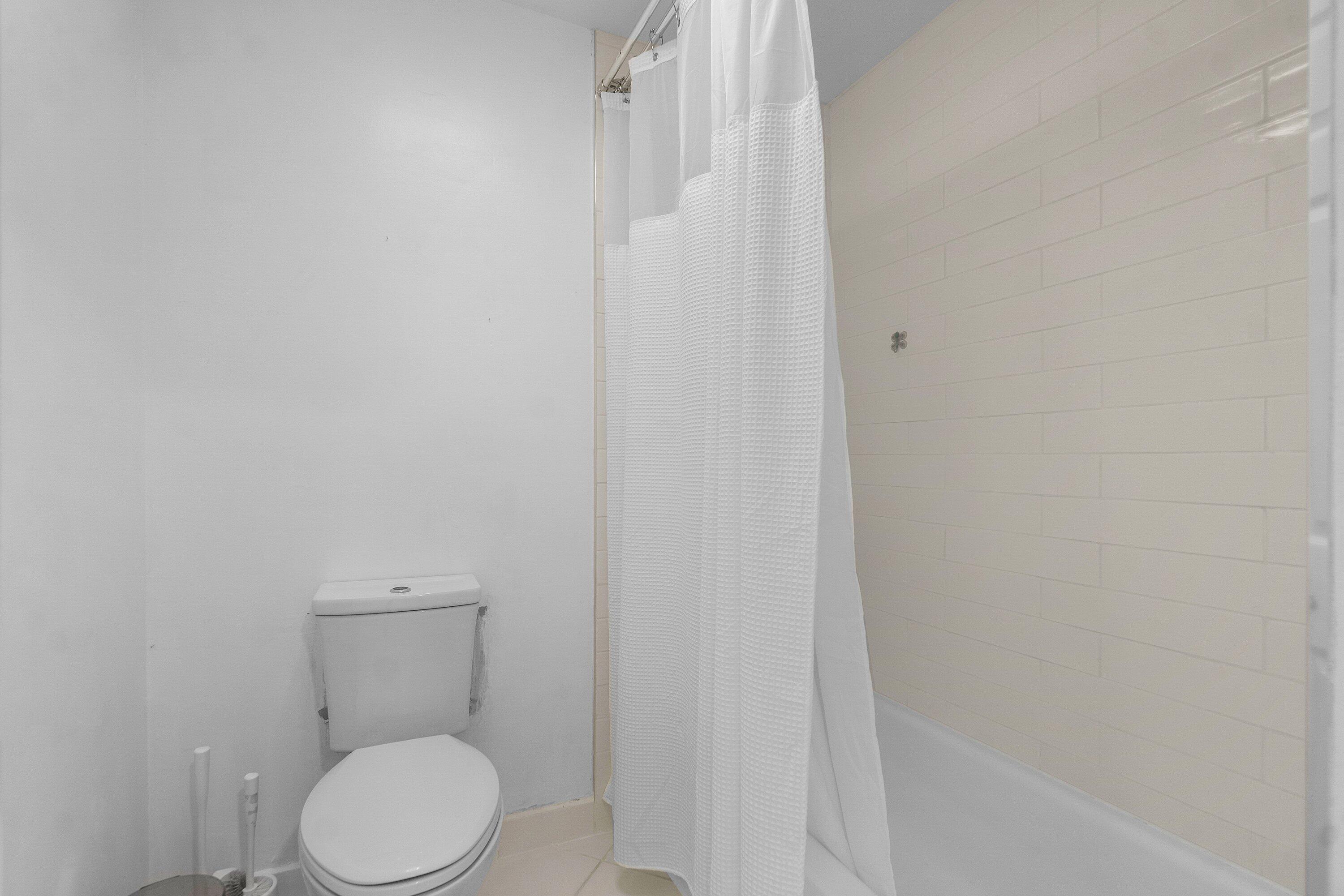8436 CYPRESS #7H, Boca Raton FL 33433