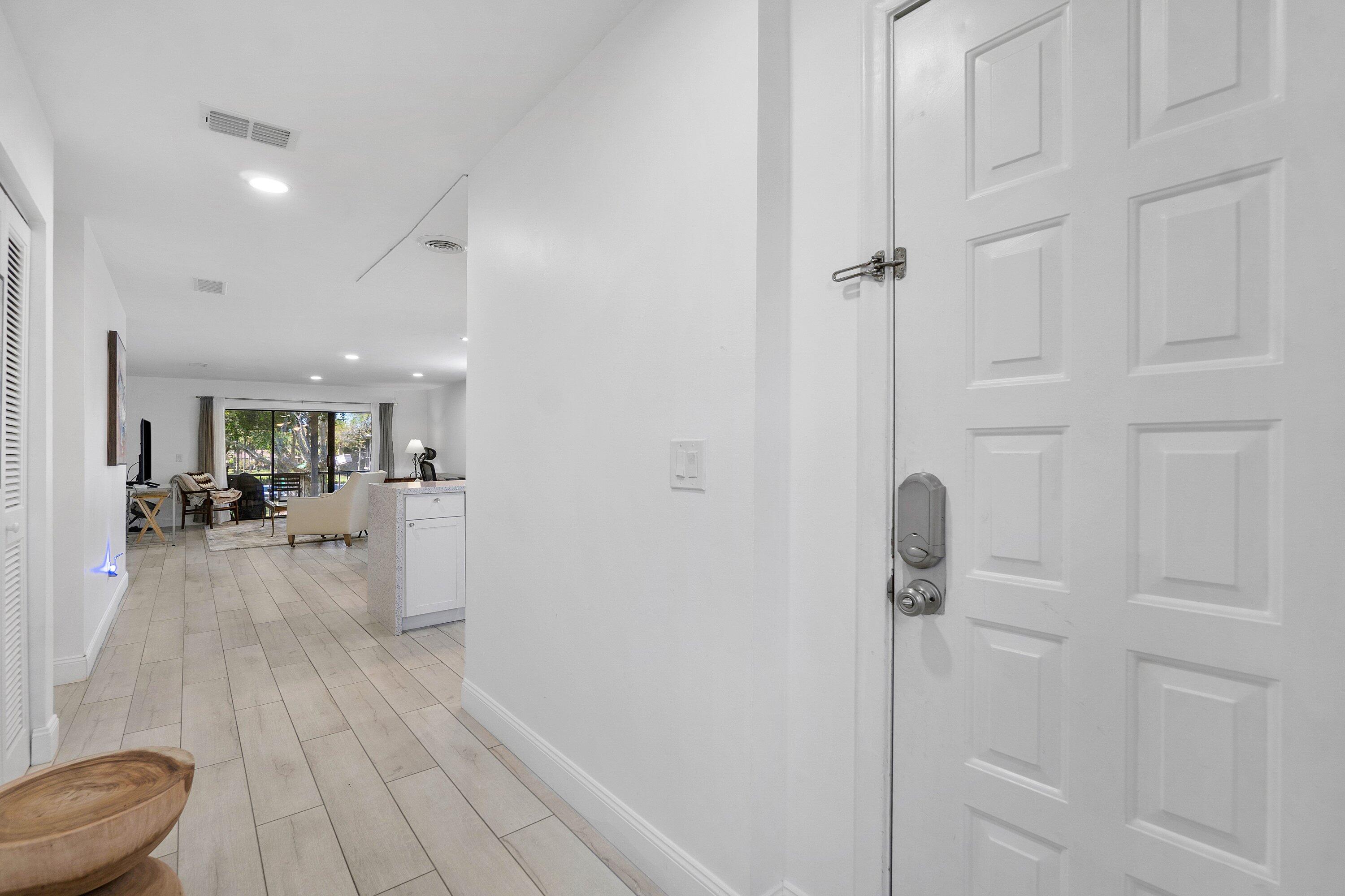 8436 CYPRESS #7H, Boca Raton FL 33433